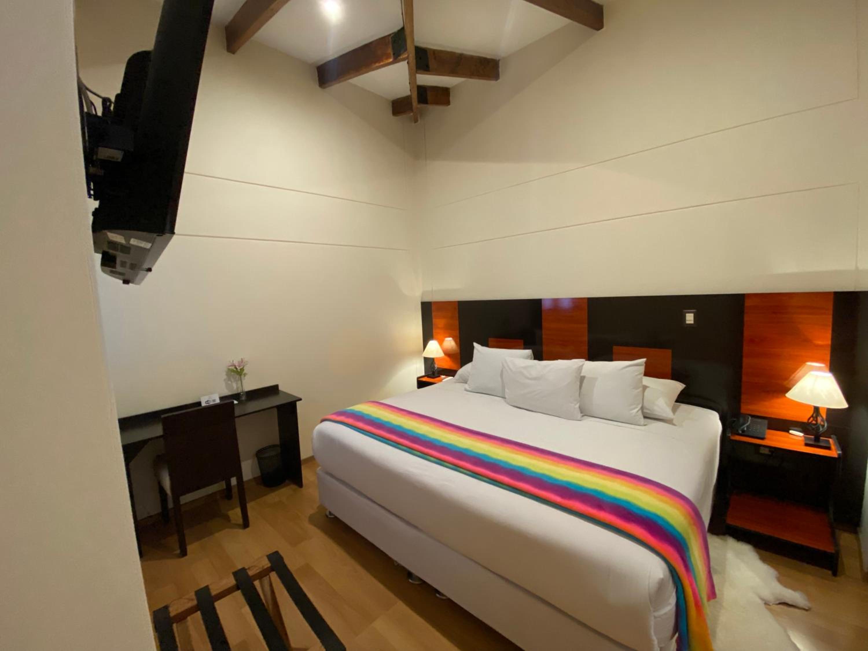 Superior King Room photo 2