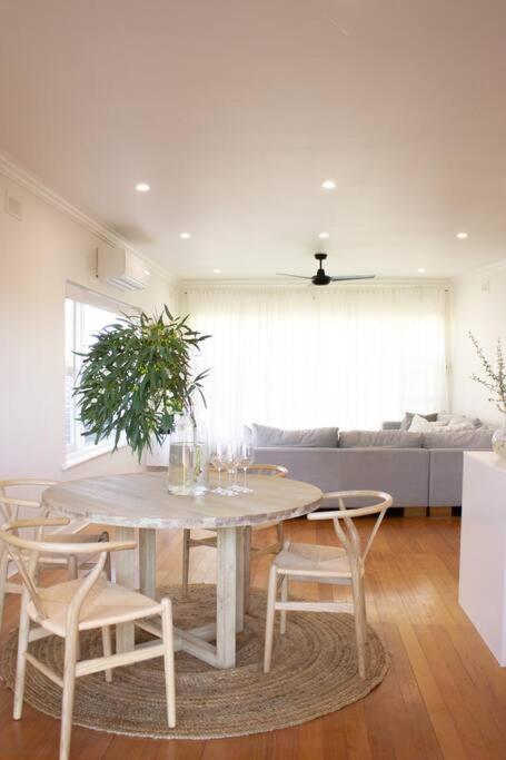Two-Bedroom House photo 3