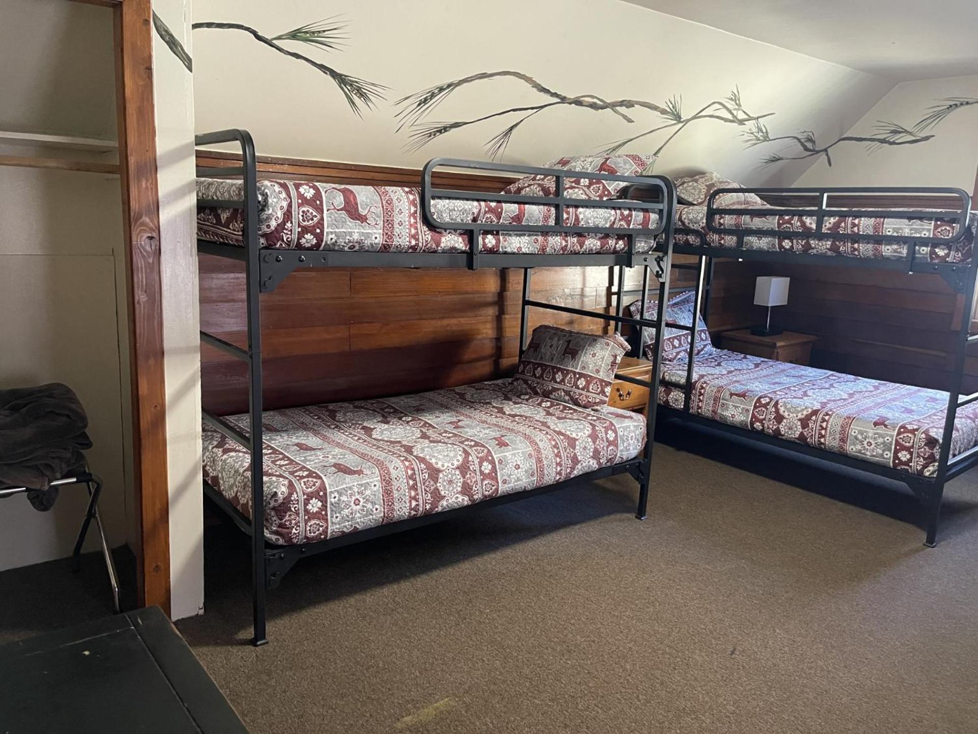 Two-Bedroom House - Photo 9