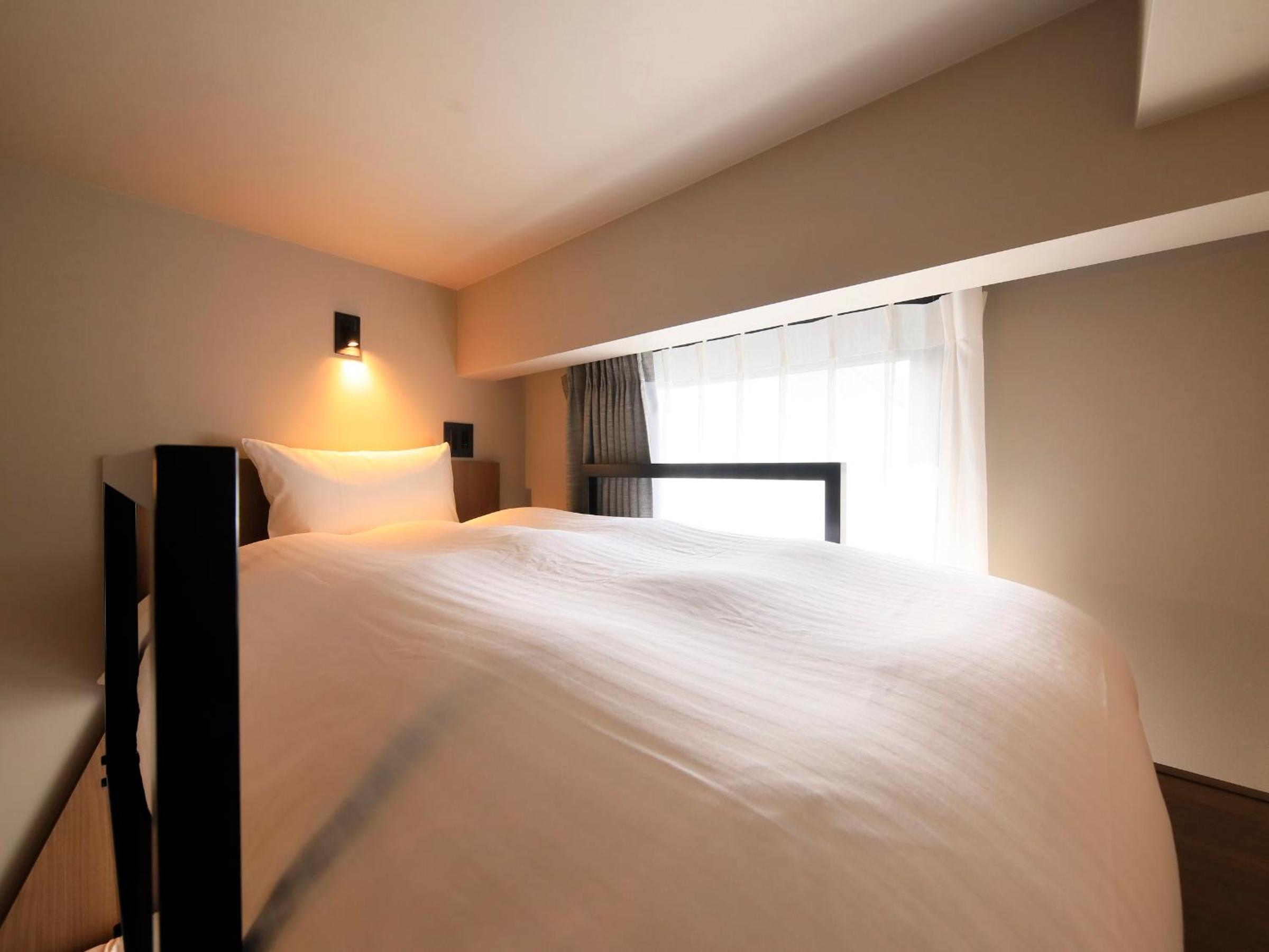 Standard Double Room with Bunk Bed - Photo 6