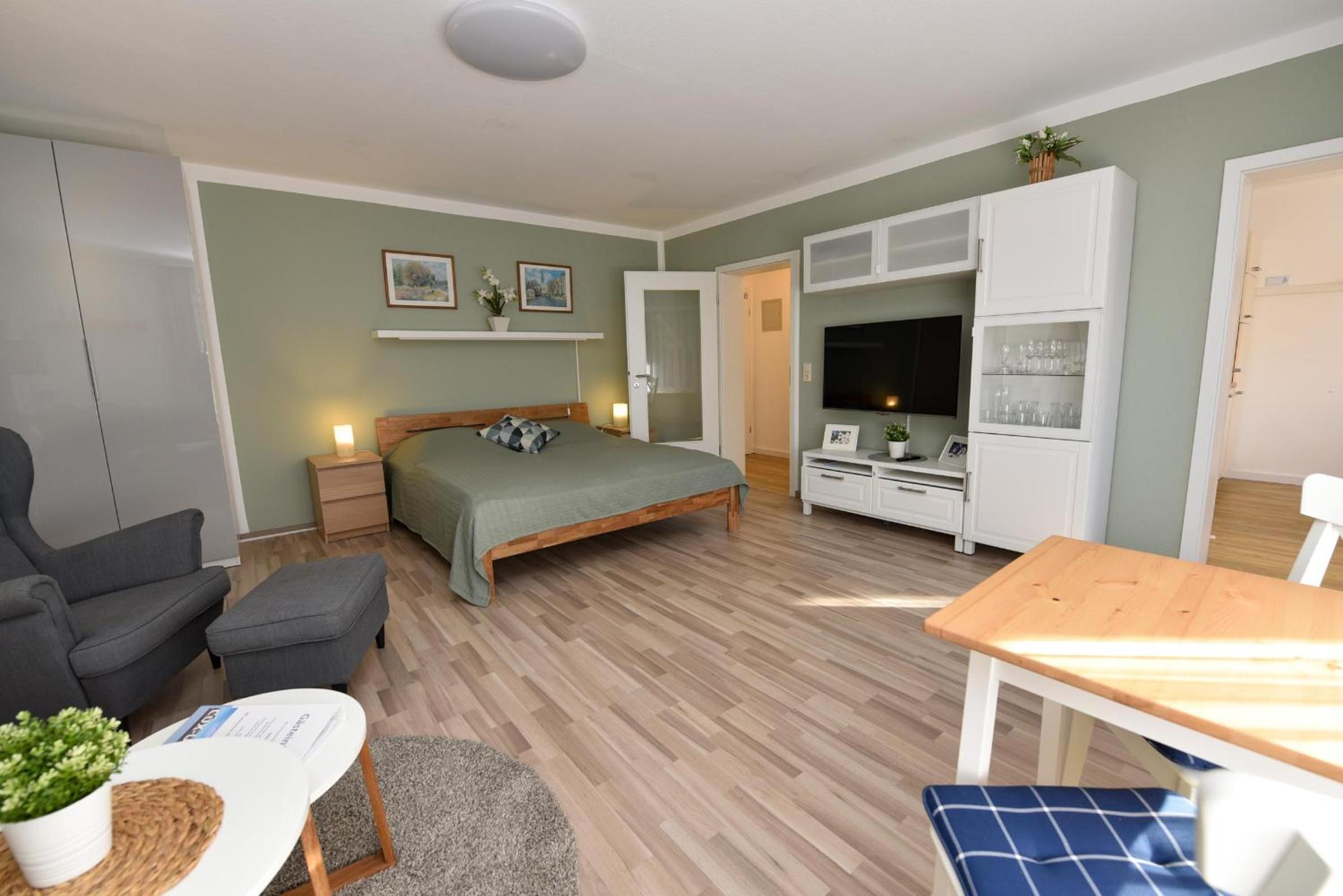 Apartment with Terrace photo 2