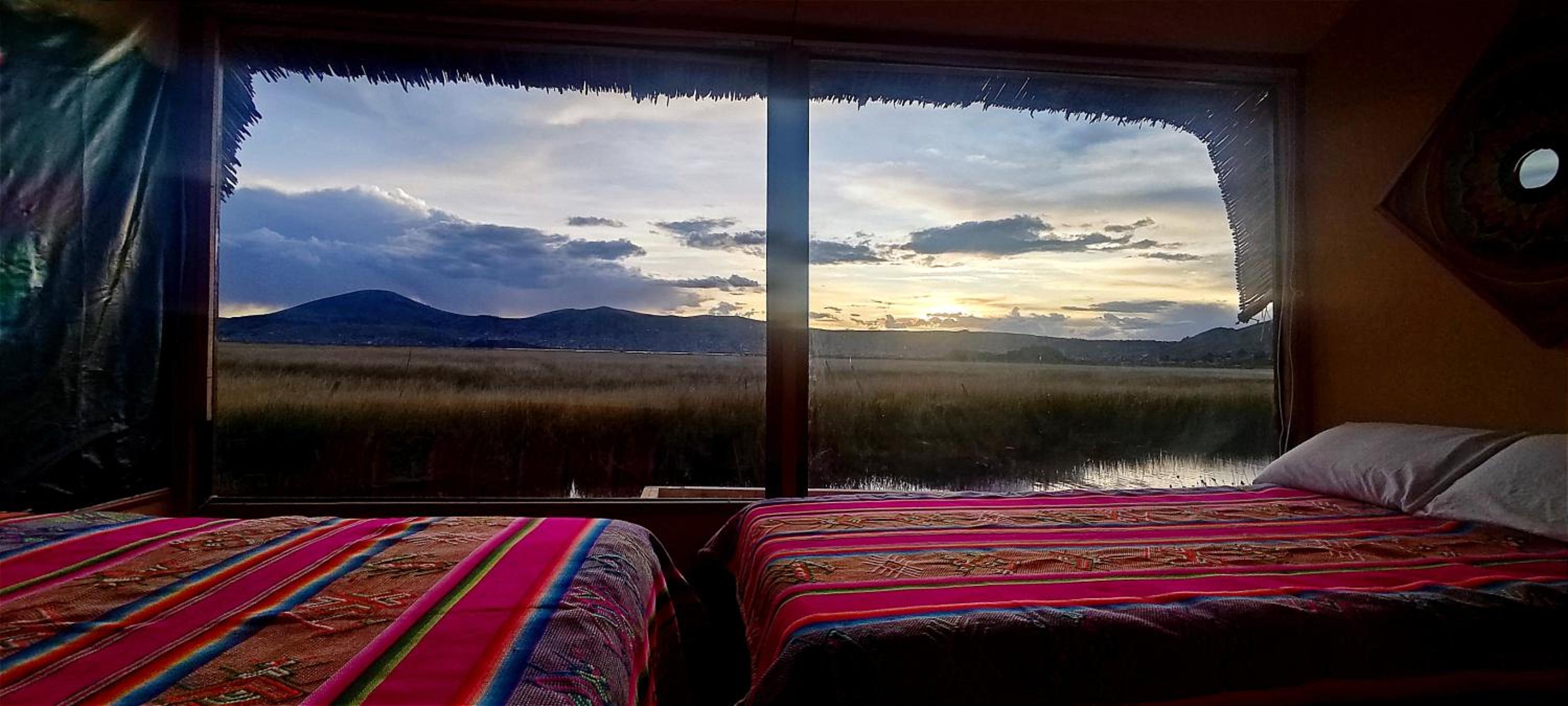 Double or Twin Room with Lake View photo 3