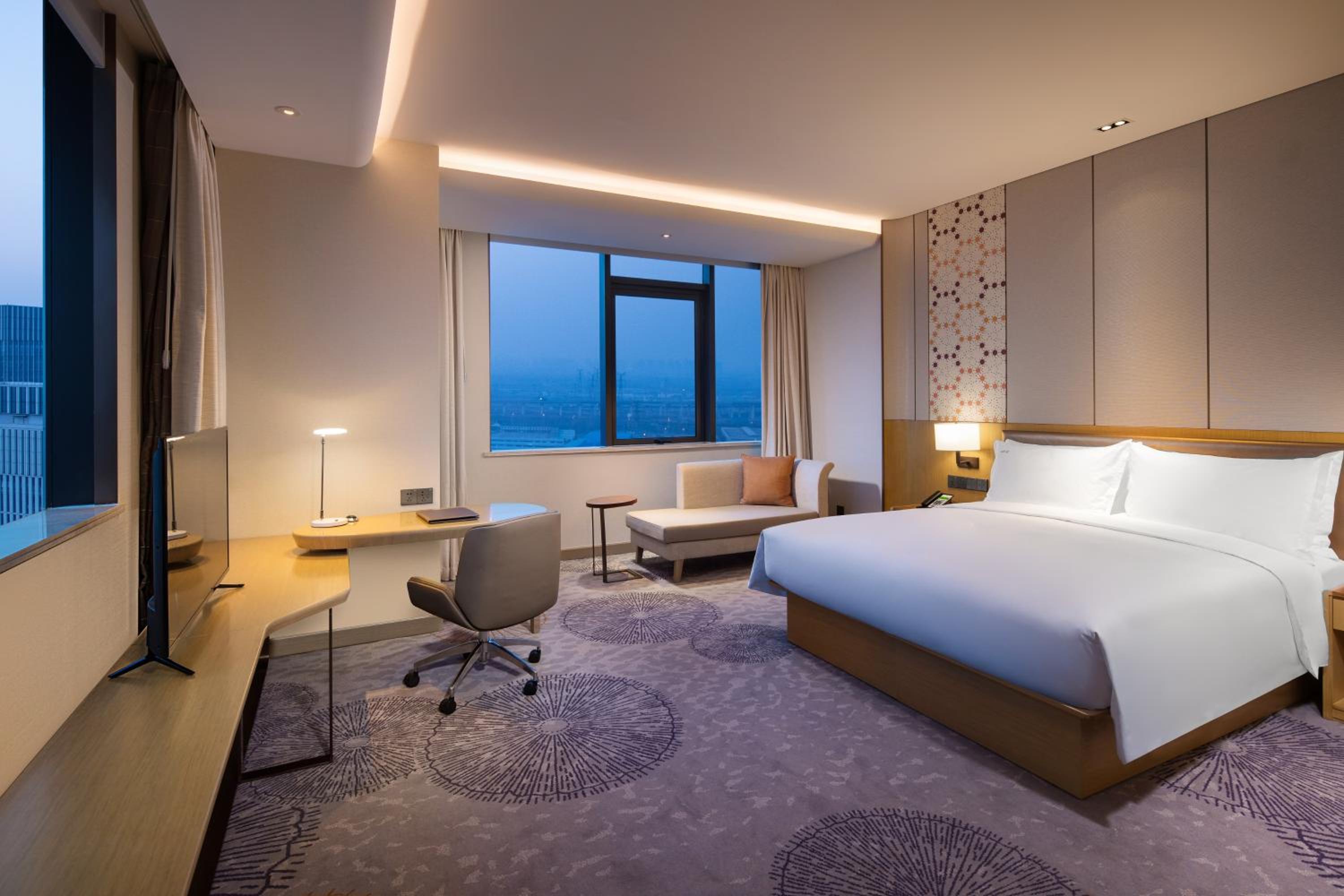Standard King Room - Photo 1