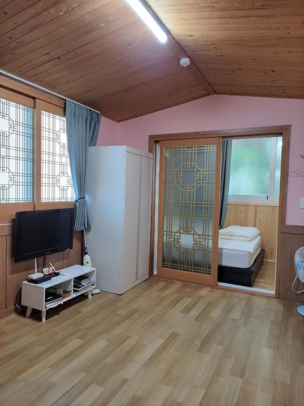 Family Room photo 1