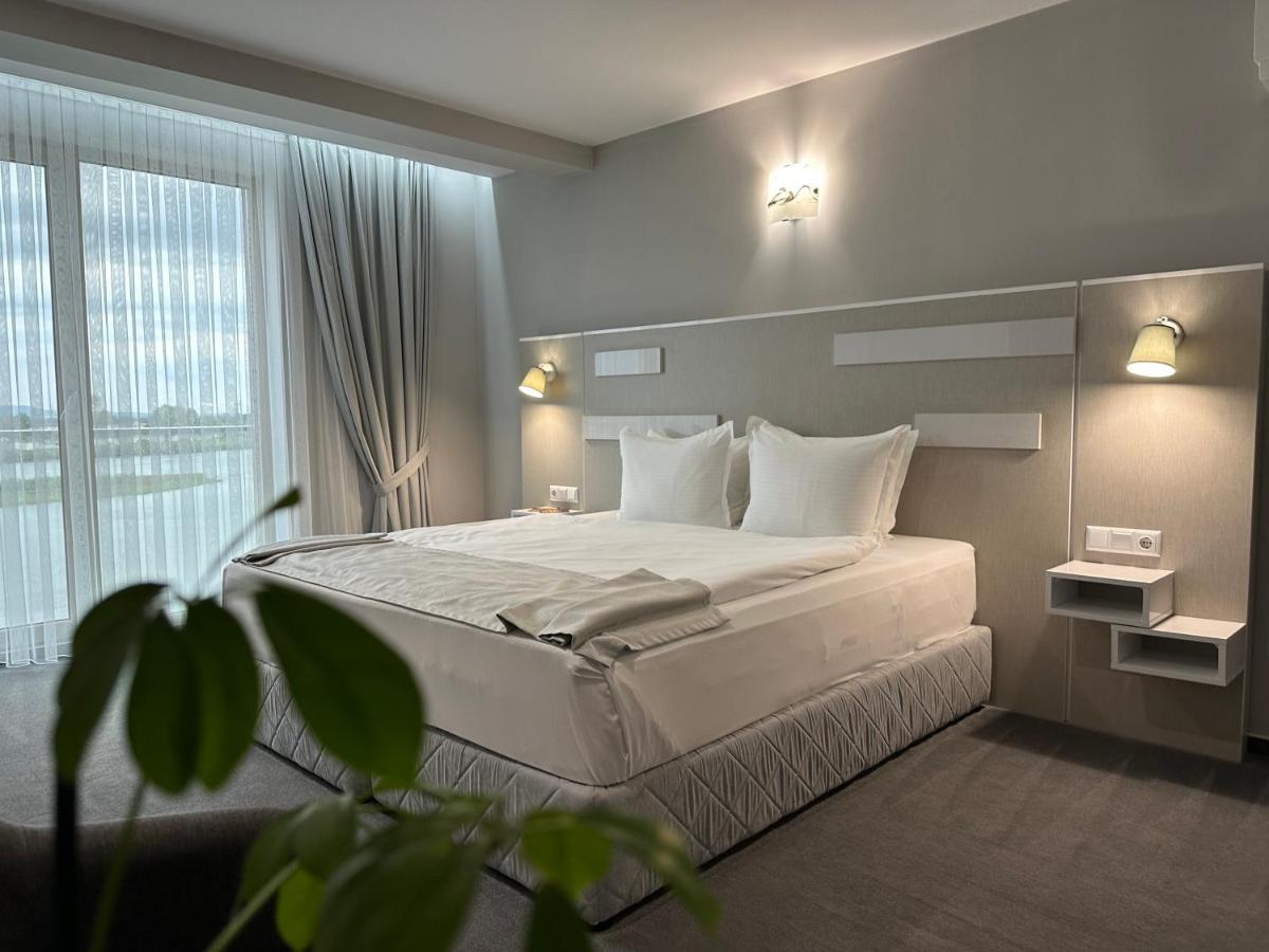 Double Room with Balcony photo 1