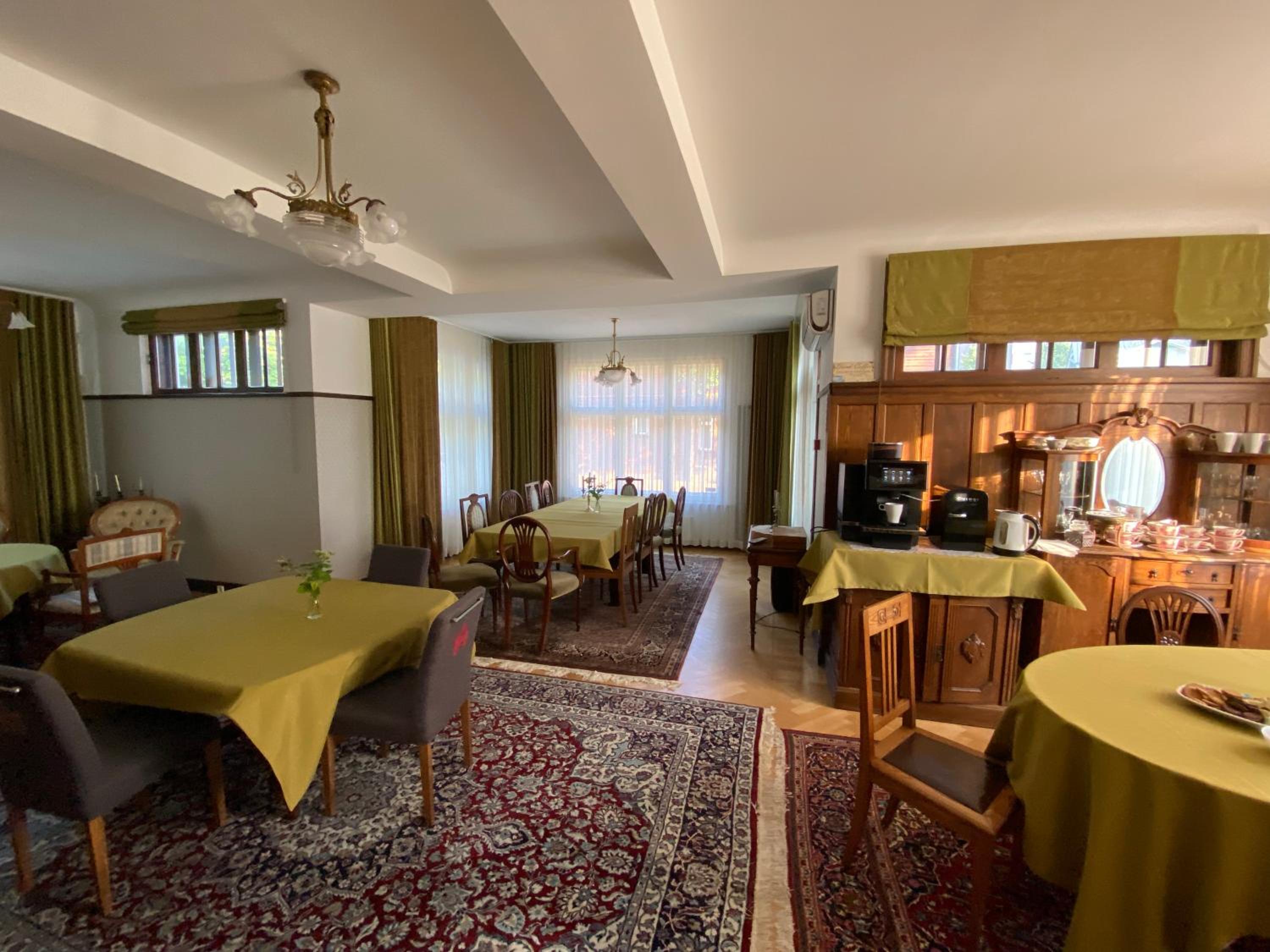 Double or Twin Room - Photo 26