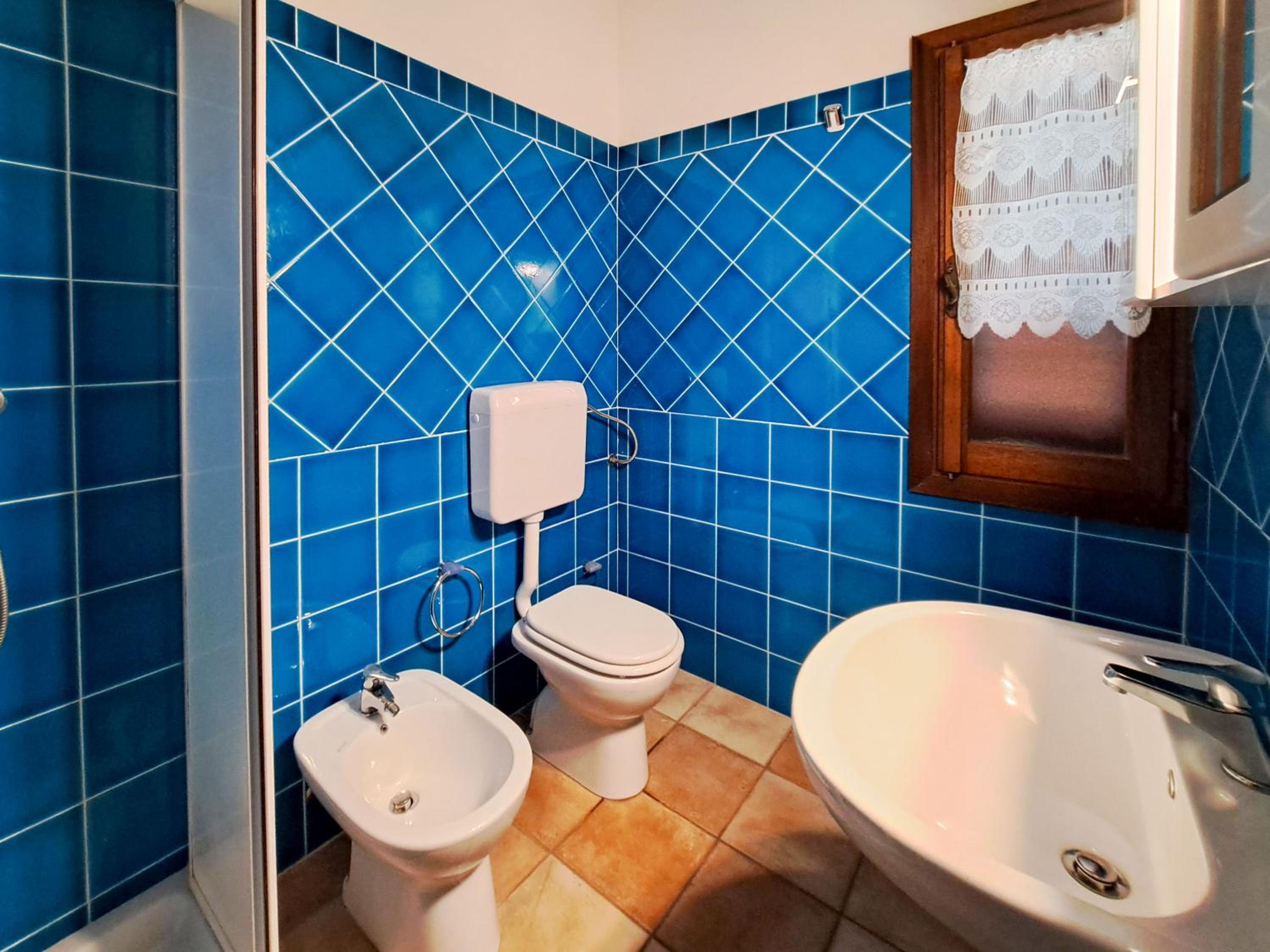 Two-Bedroom Apartment with Balcony photo 2