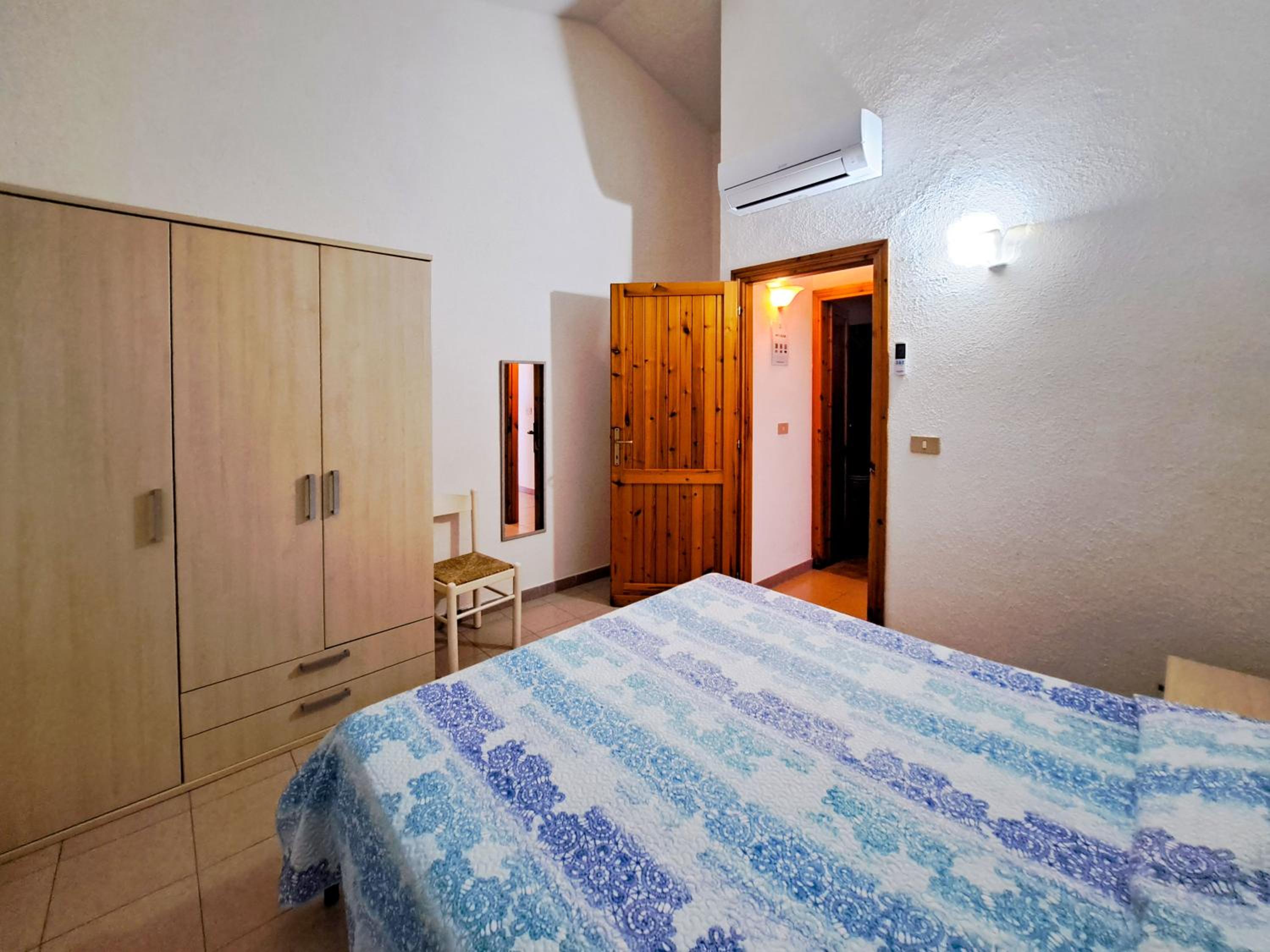 Two-Bedroom Apartment with Balcony photo 3