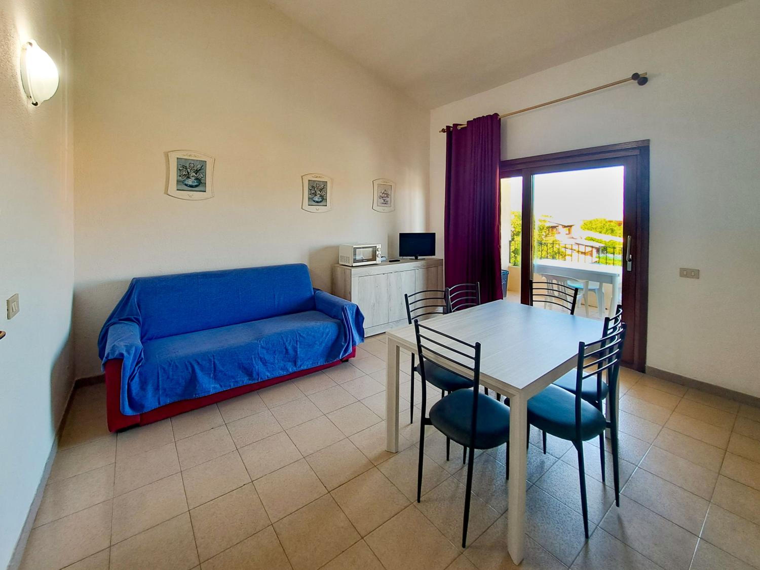 Two-Bedroom Apartment with Balcony photo 1