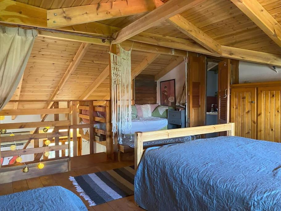 Three-Bedroom House photo 1
