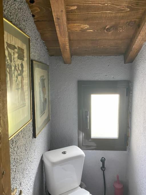 Three-Bedroom House photo 2