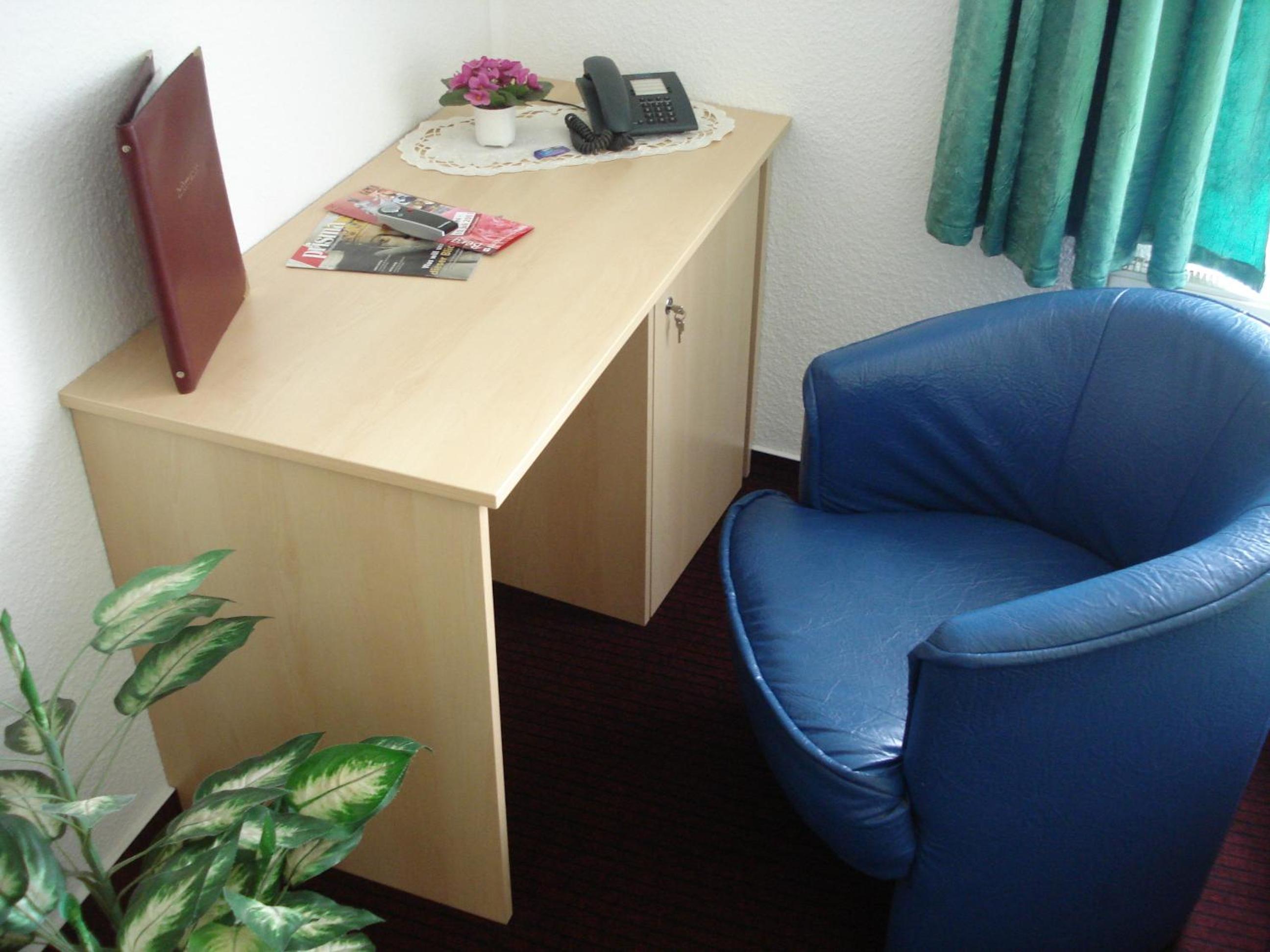 Single Room photo 2
