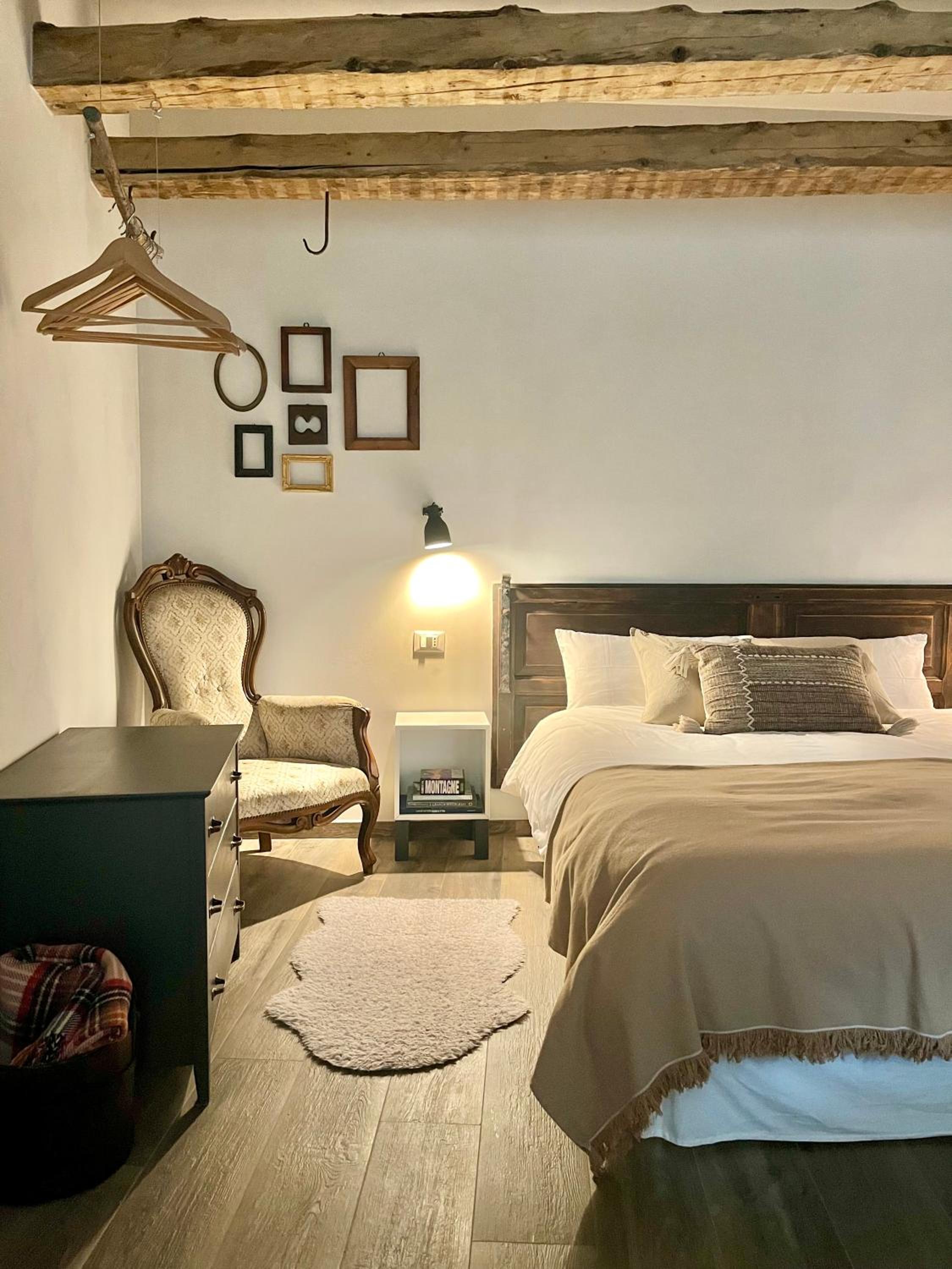 Double Room with Patio photo 3