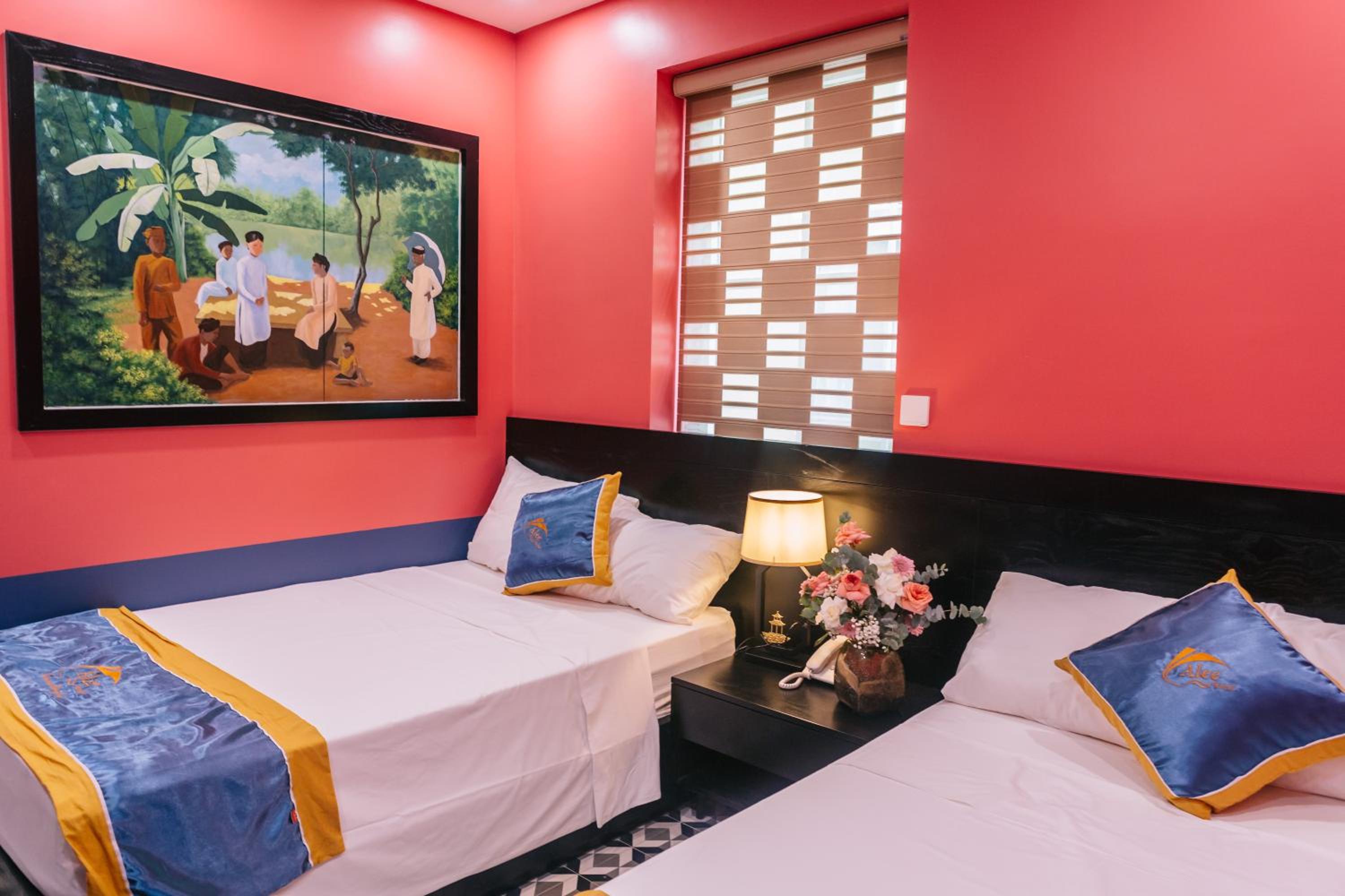 Twin Room with View