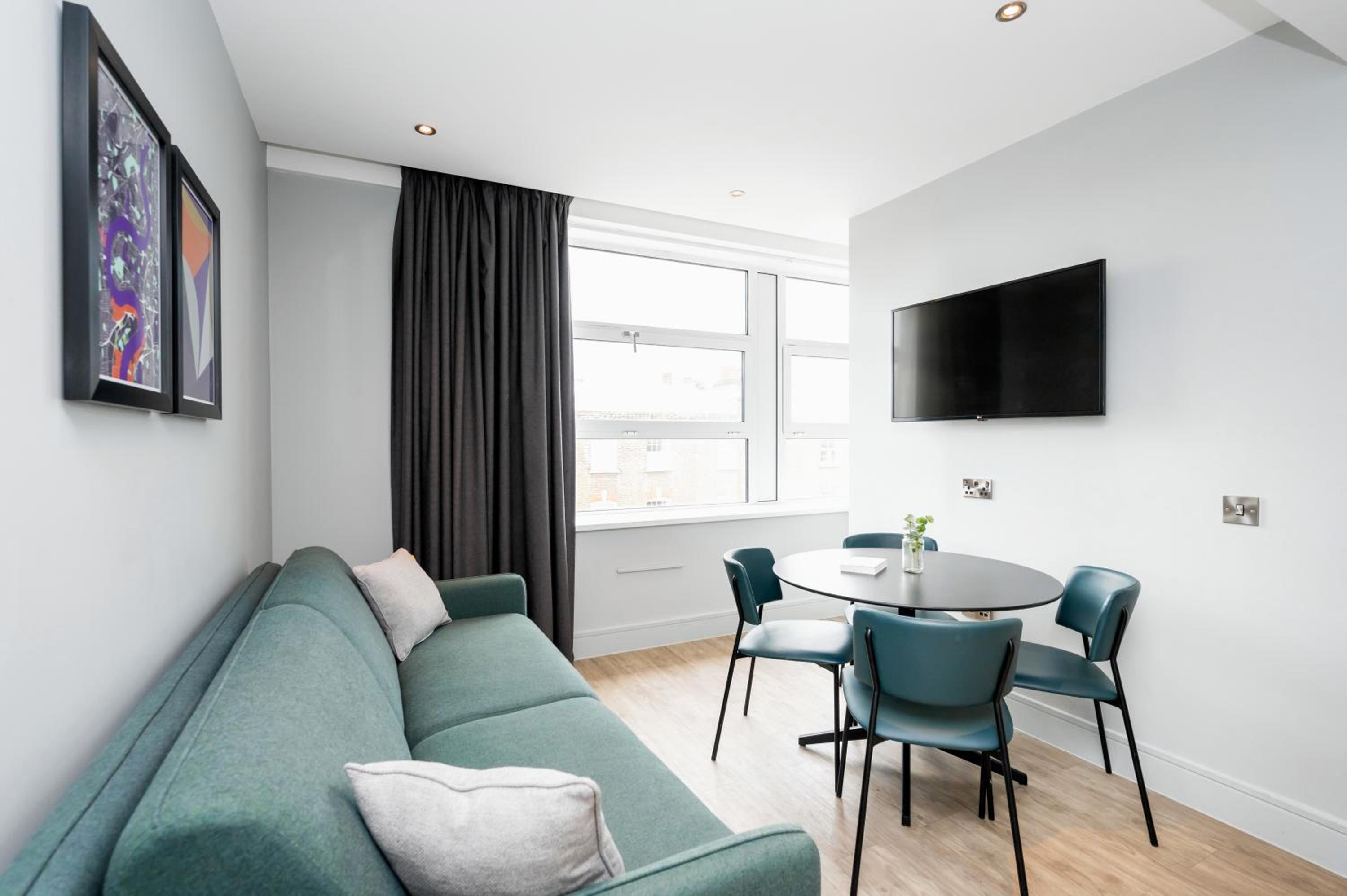 One-Bedroom Apartment (Open Plan 4 adults) photo 3