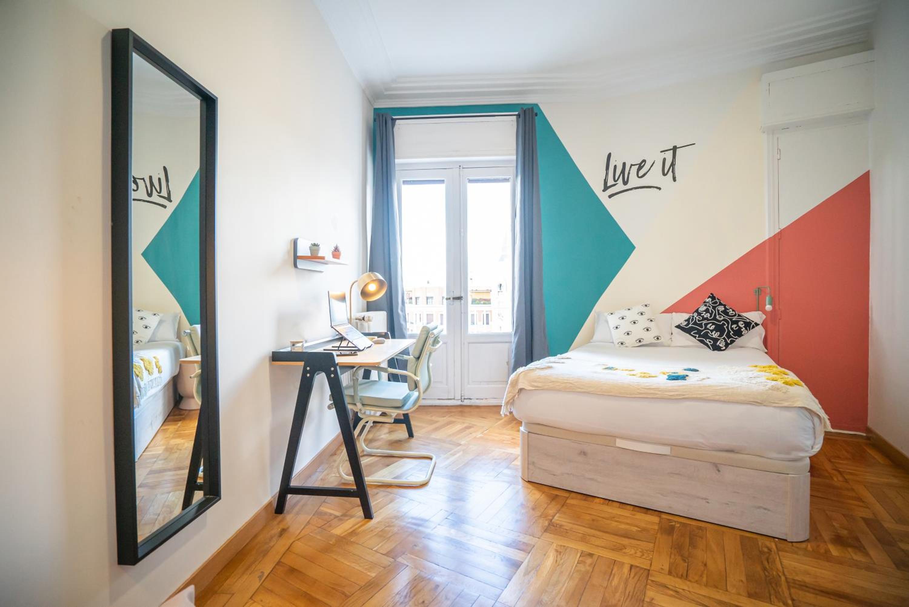 Habitación Doble Estándar con Baño Compartido