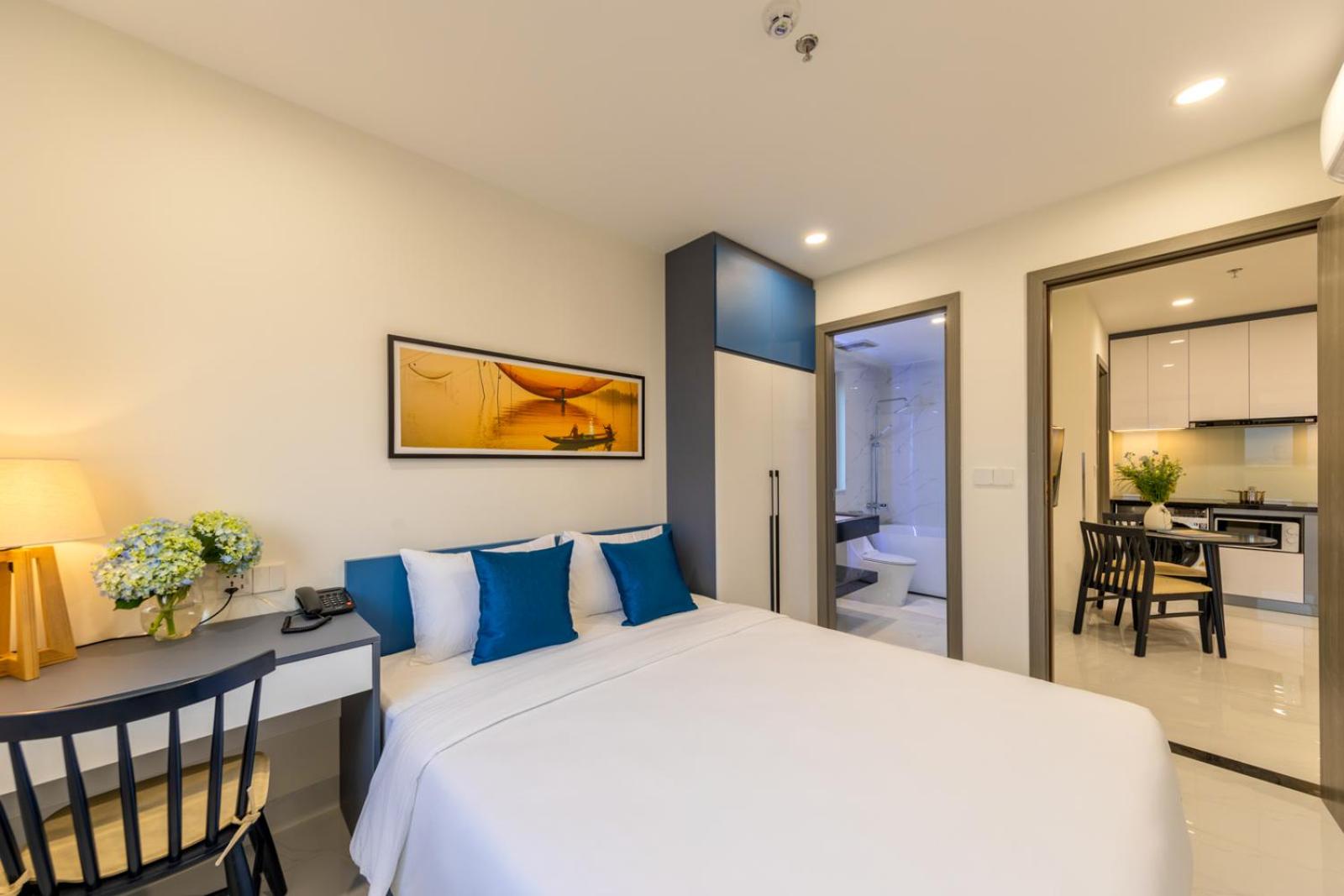 Two-Bedroom Apartment - Photo 2