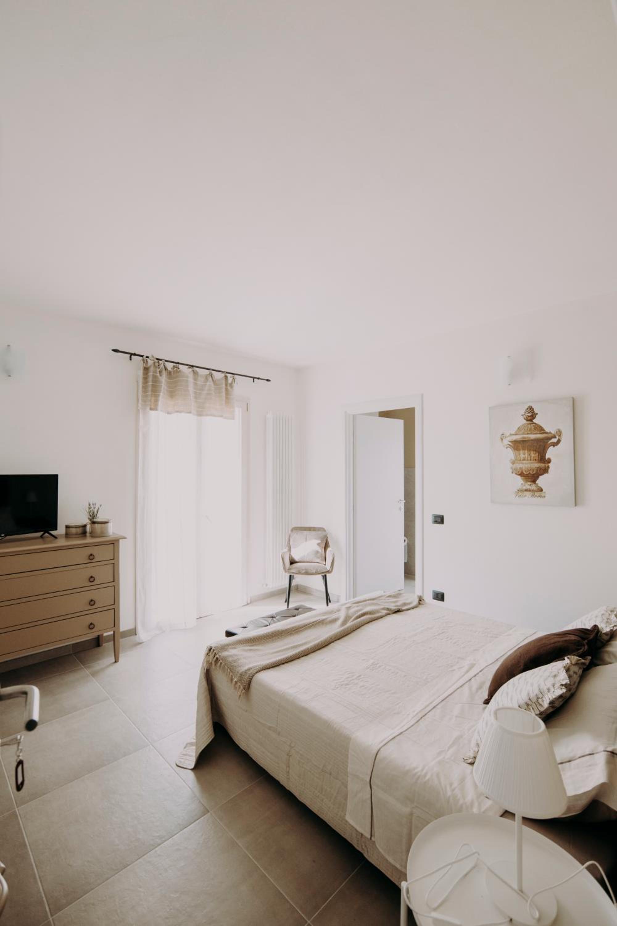 Double Room with Private Bathroom photo 1