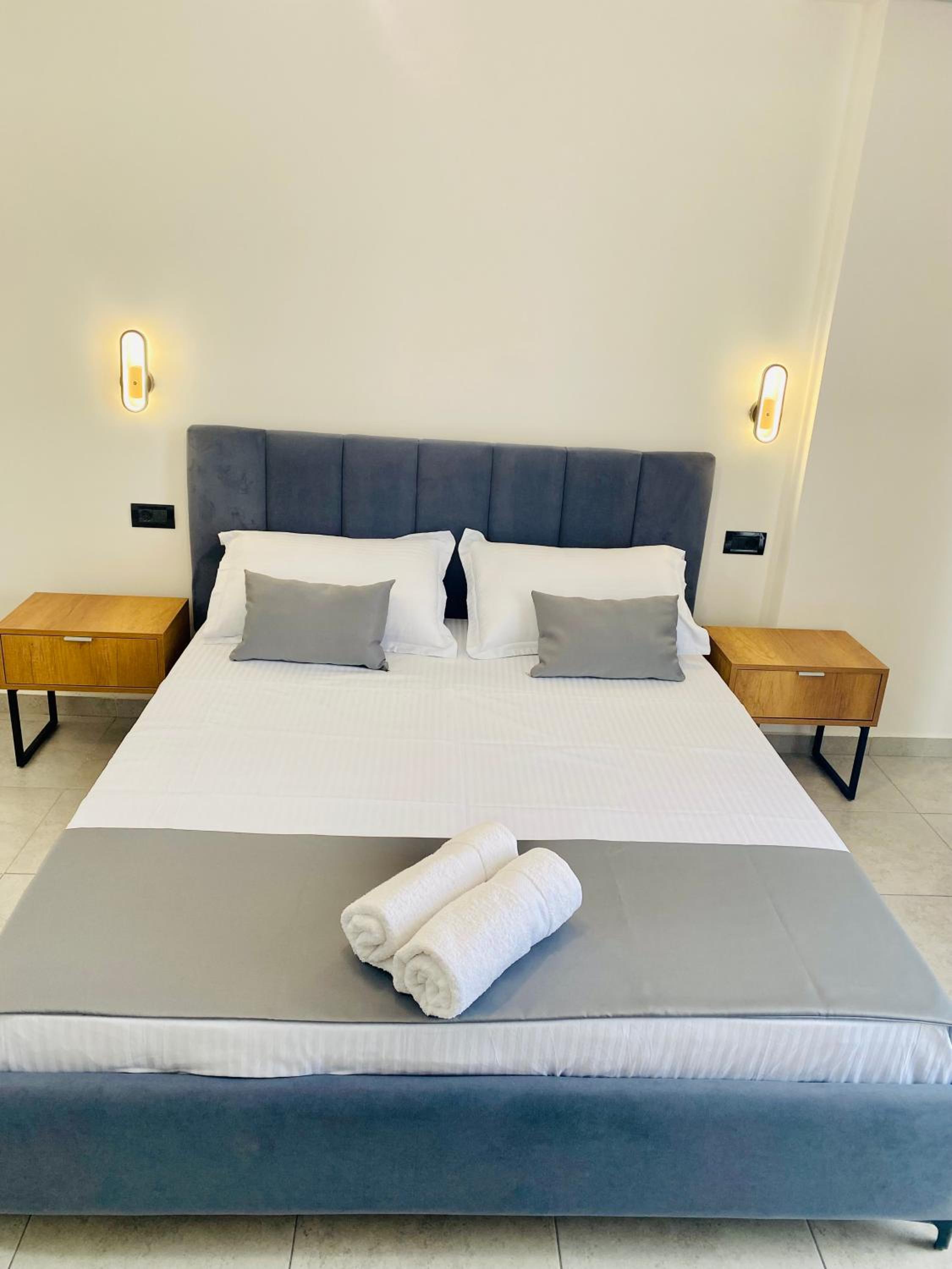 Double or Twin Room with Garden View