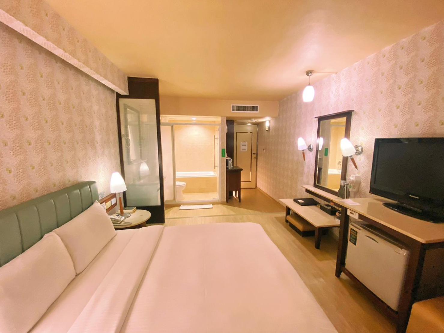 Deluxe Double Room with Bath