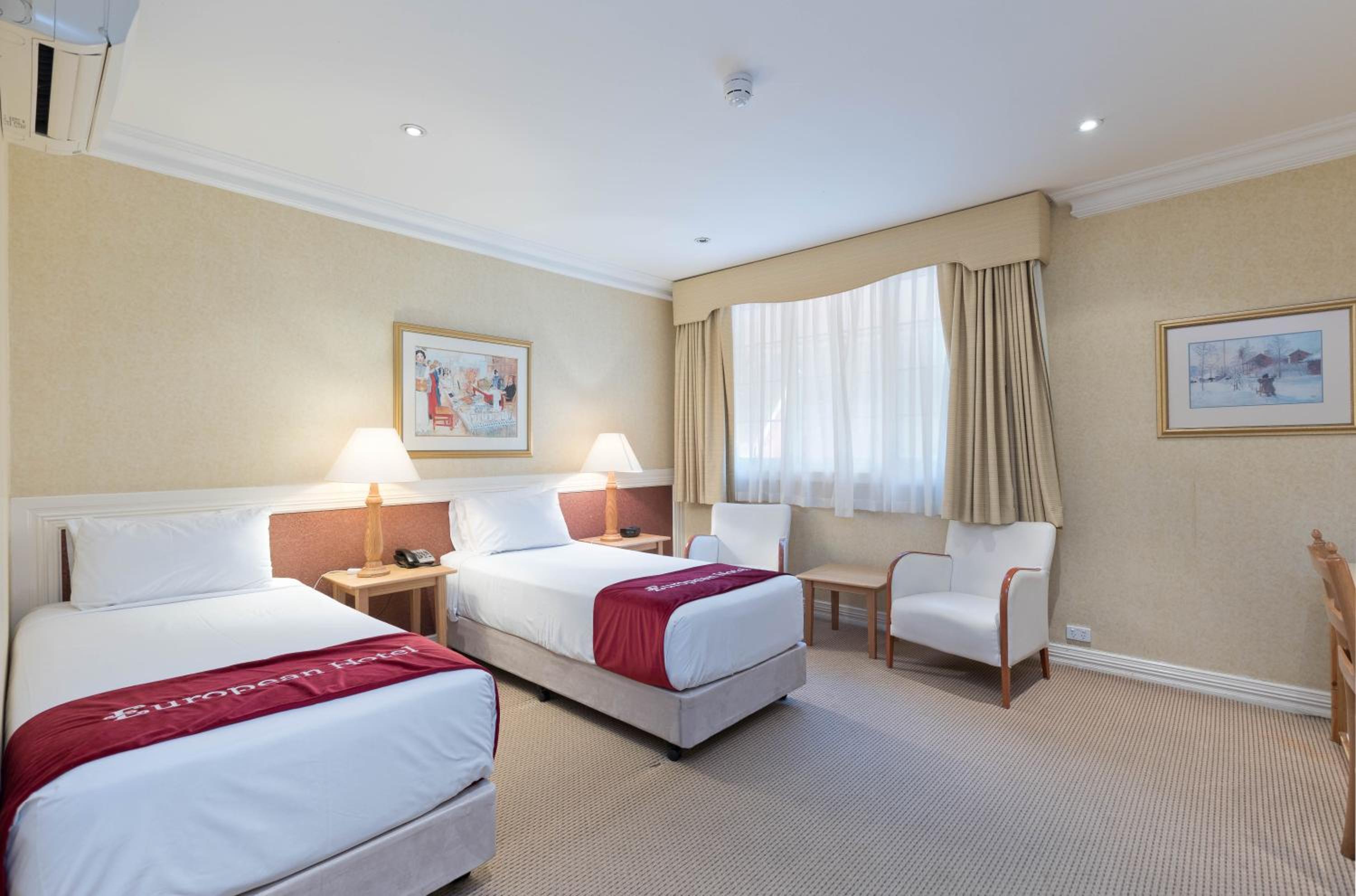 Superior Twin Room - Photo 4