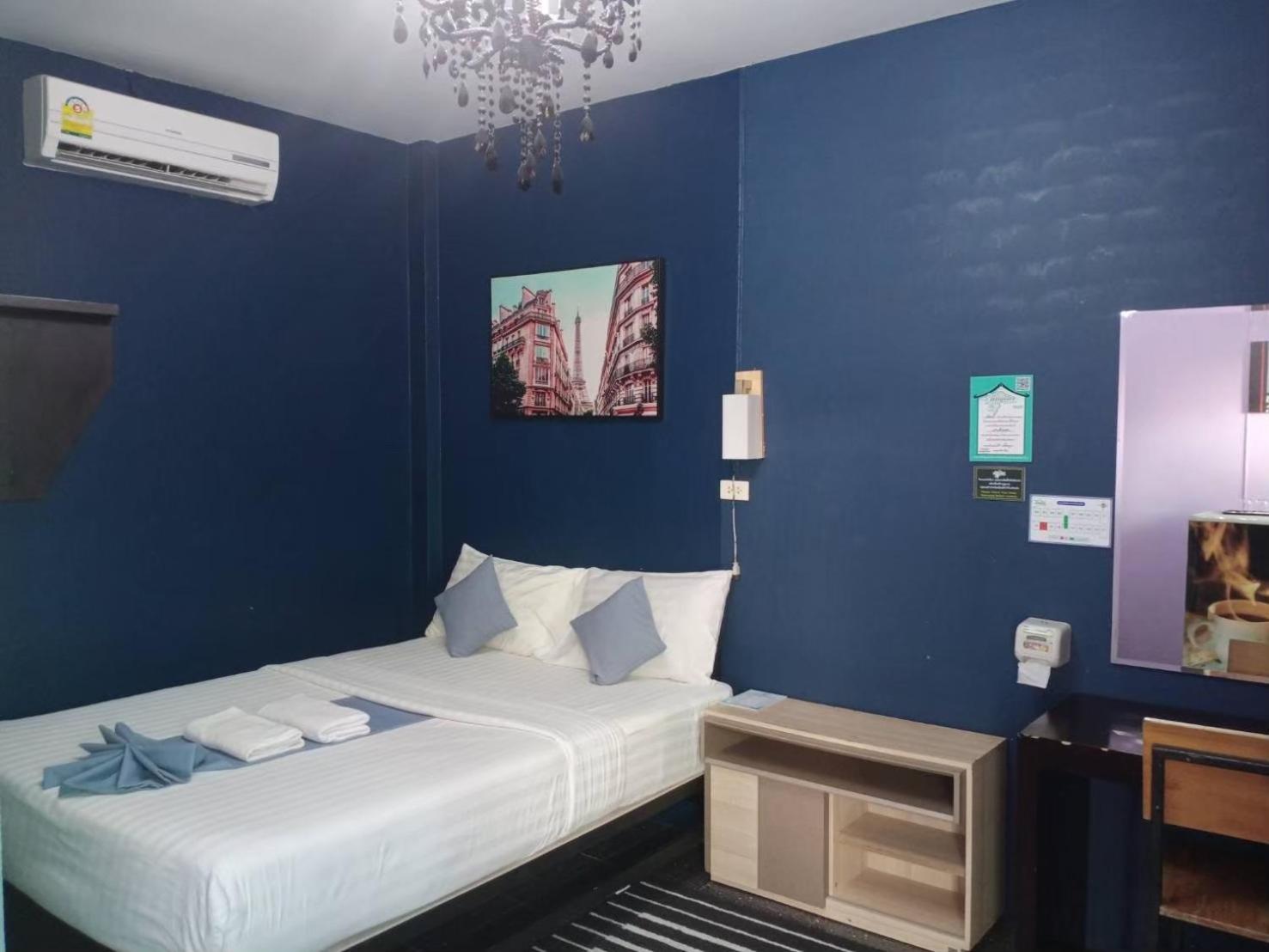 Deluxe Double Room photo 3
