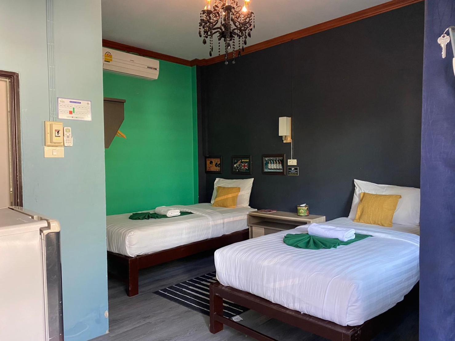 Deluxe Twin Room photo 3