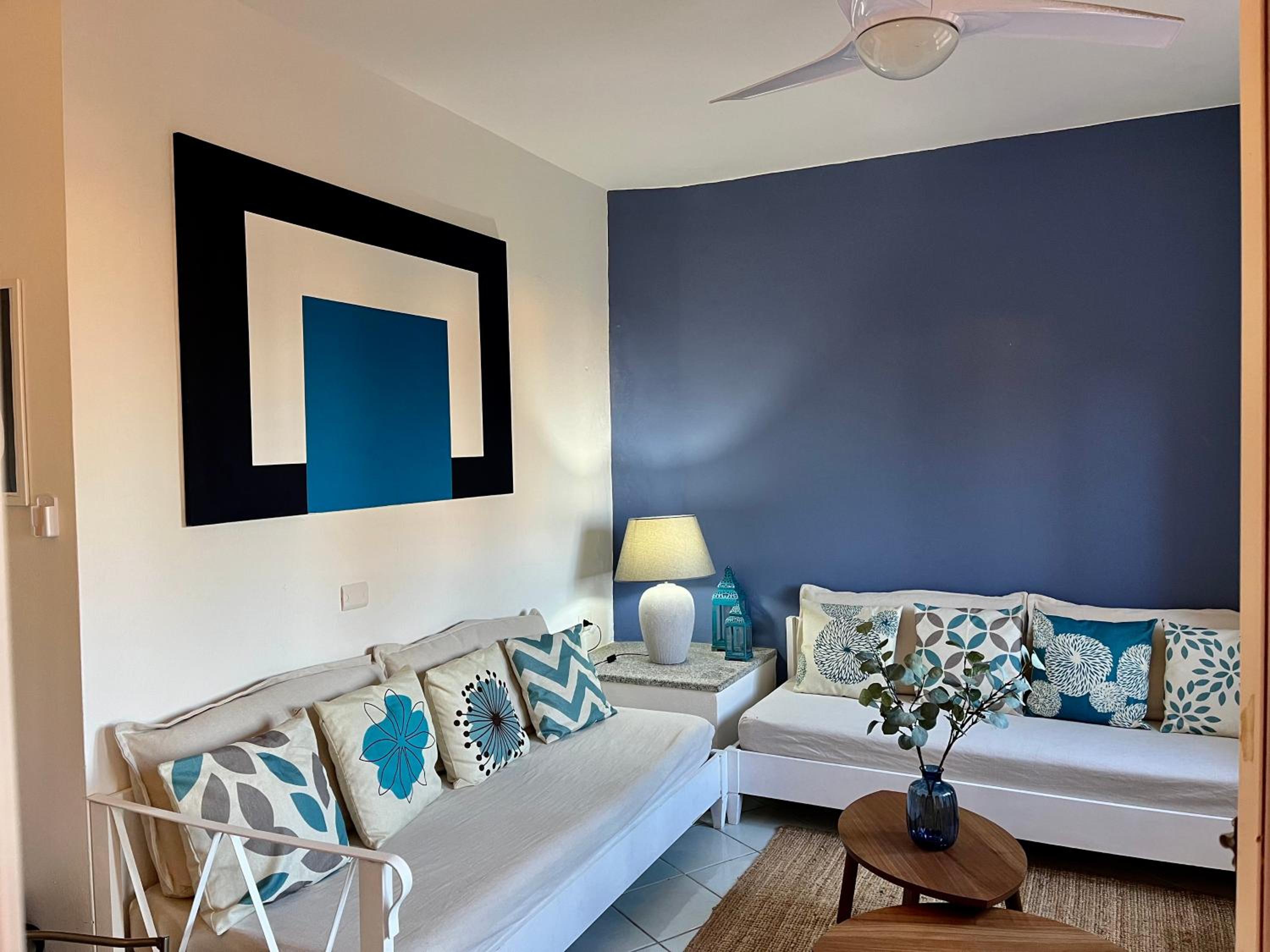 One-Bedroom House photo 1
