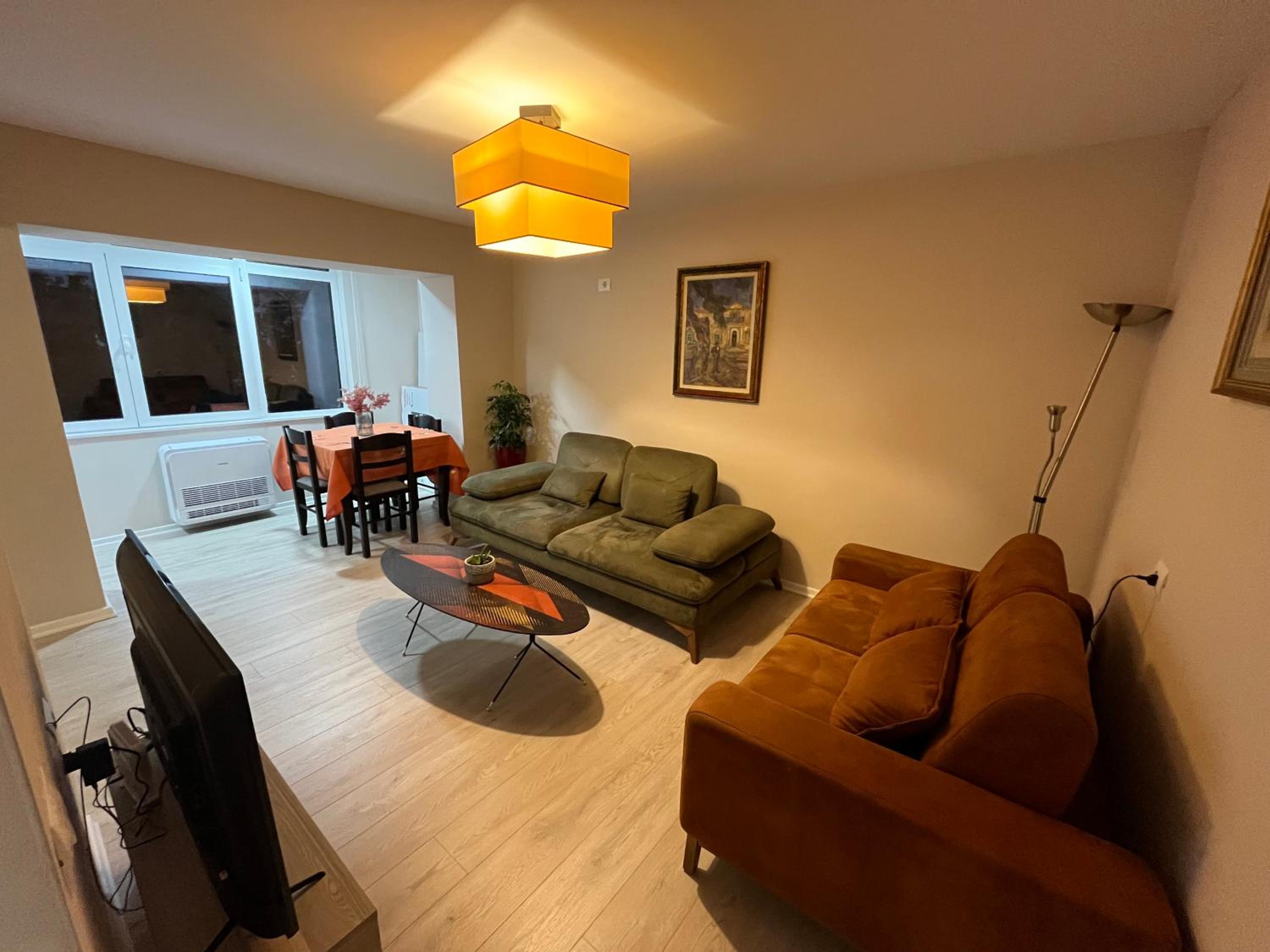 One-Bedroom Apartment