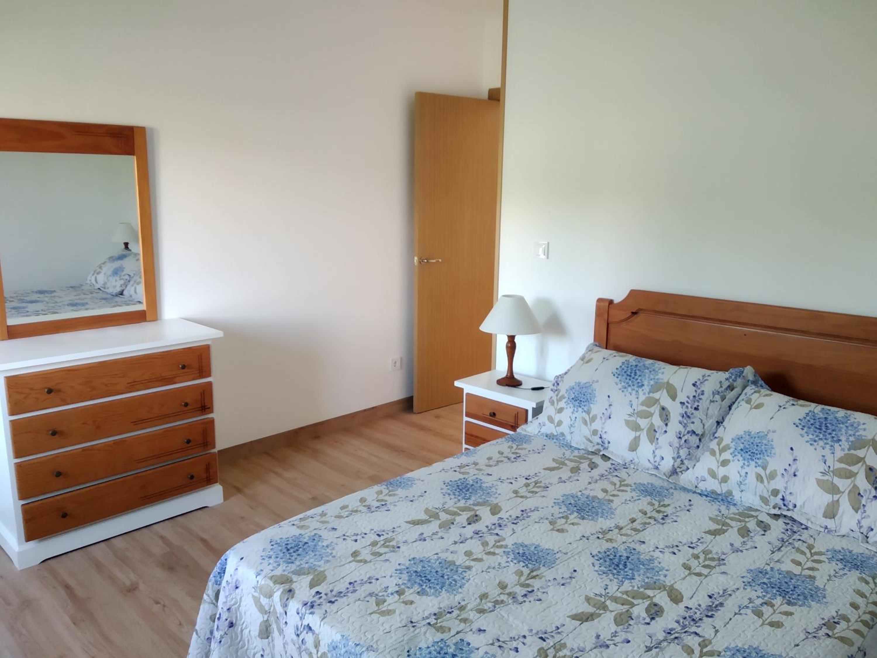 Casa de tres habitaciones