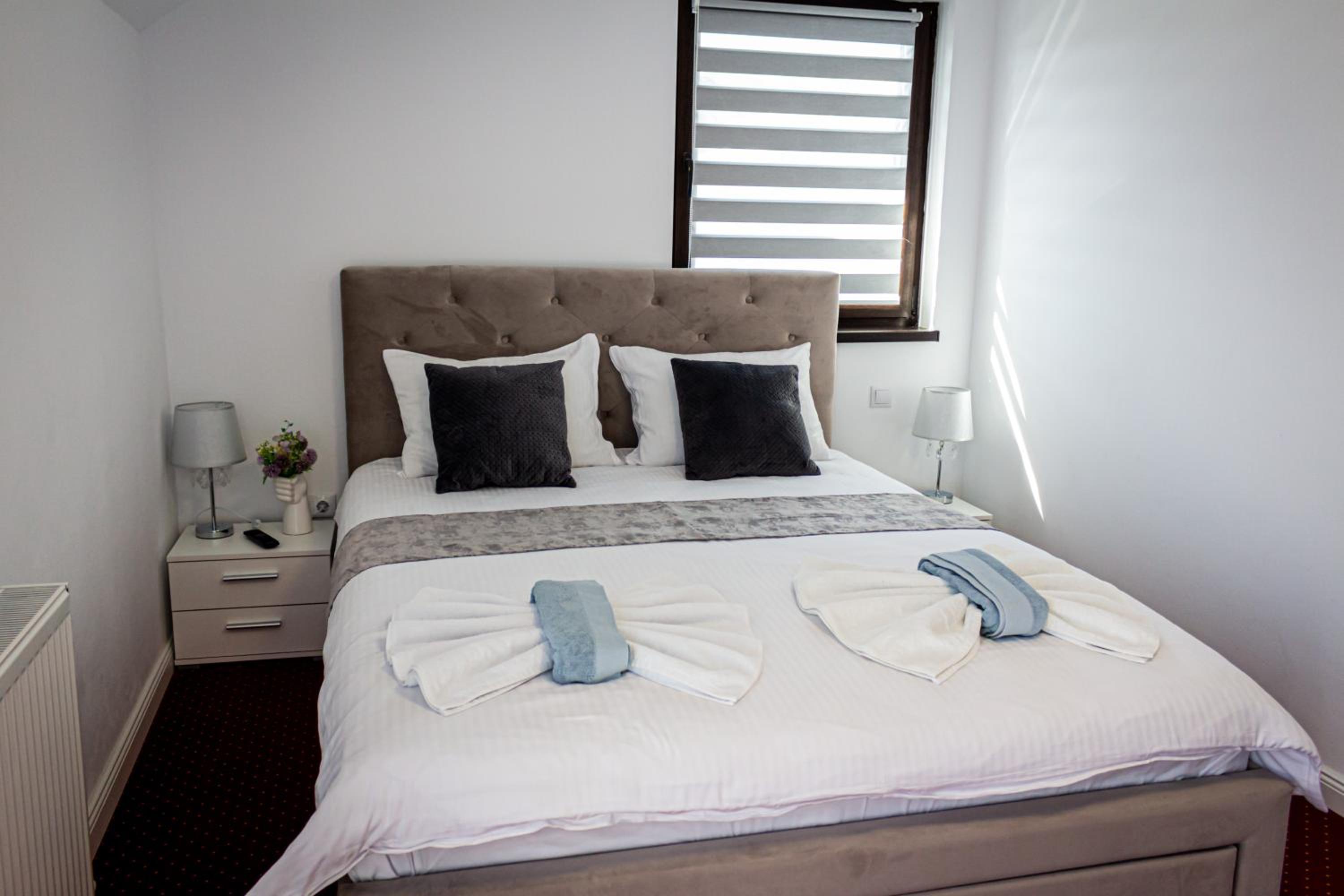 Double Room With Lake View photo 1