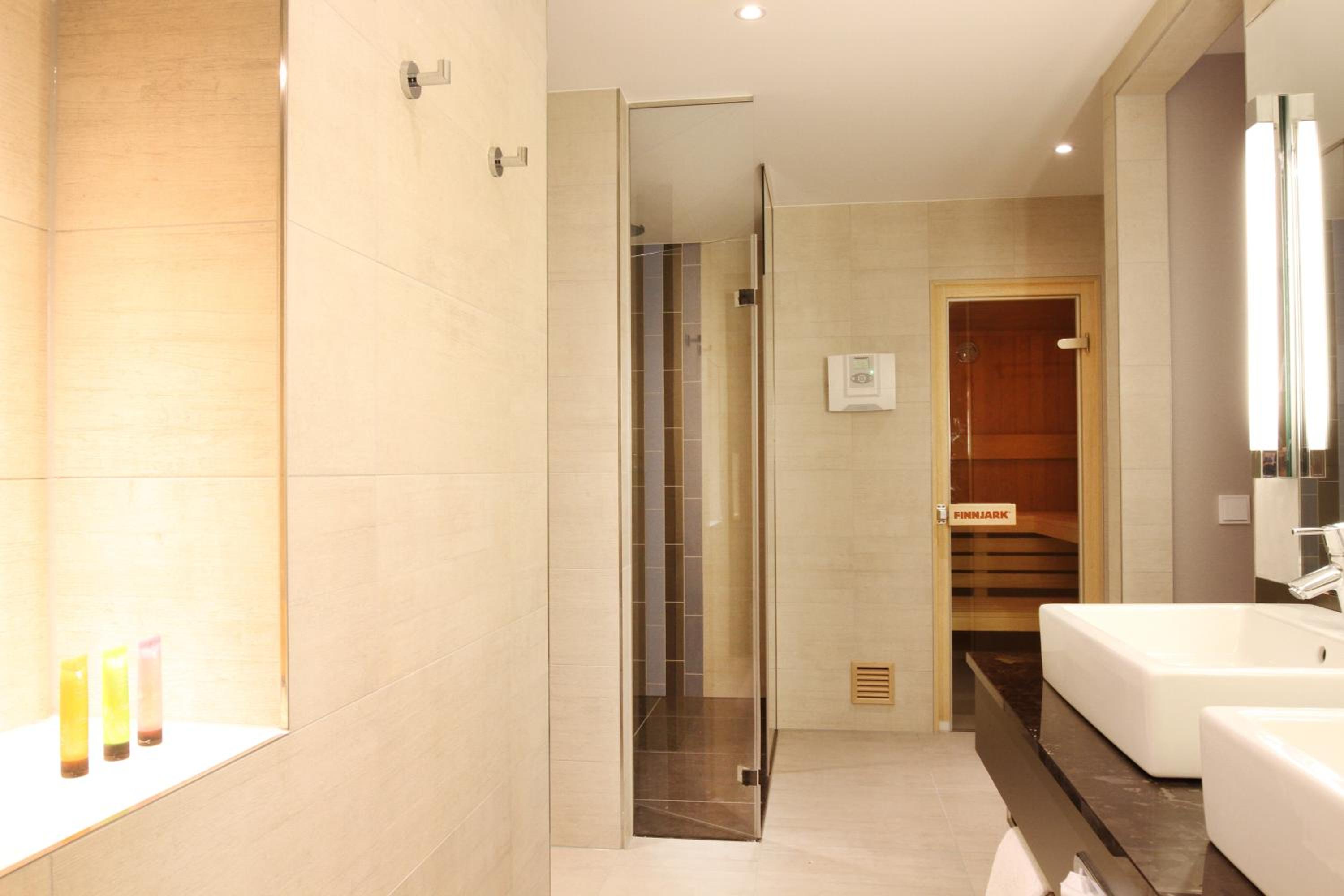 Superior Suite photo 2