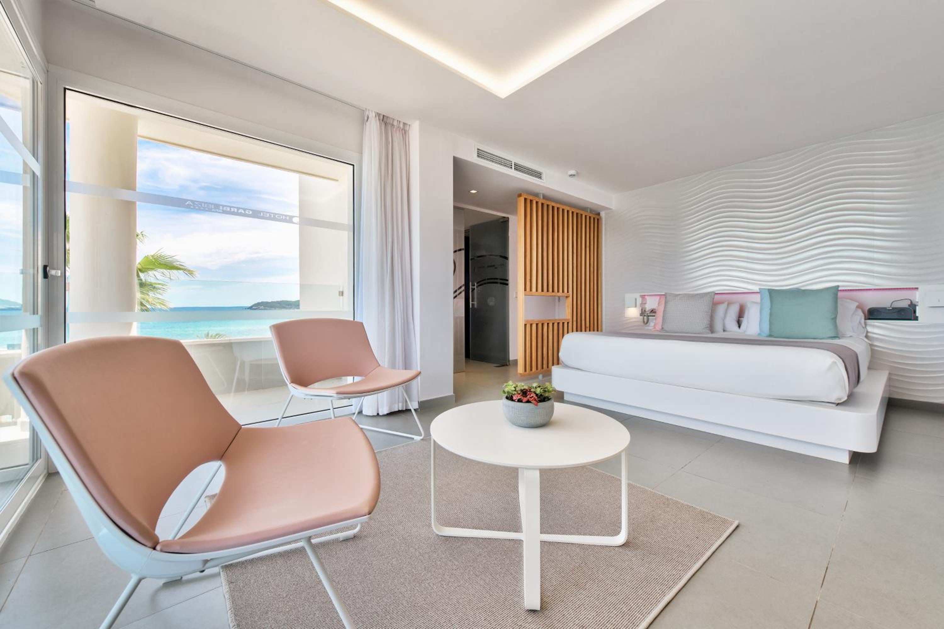Superior Double Room - One double bed photo 3