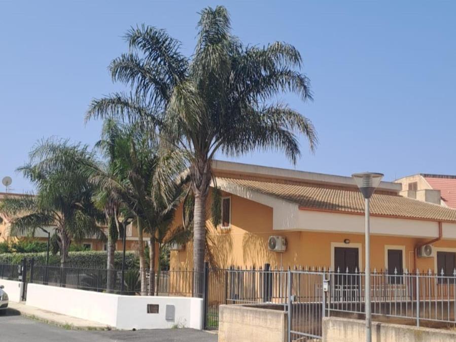 Three-Bedroom Villa photo 2