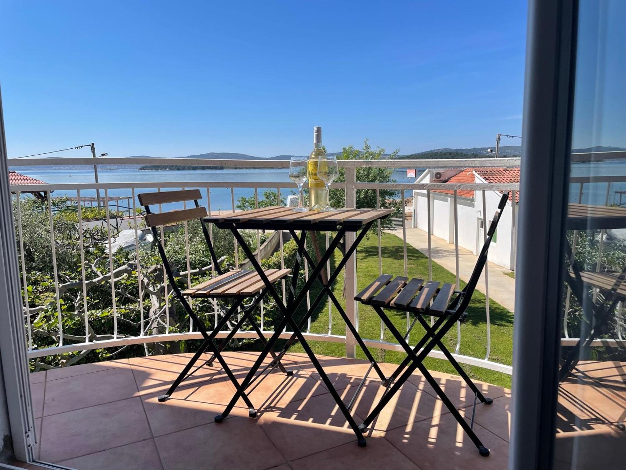 One Bedroom Apartment with Balcony and Sea View photo 1