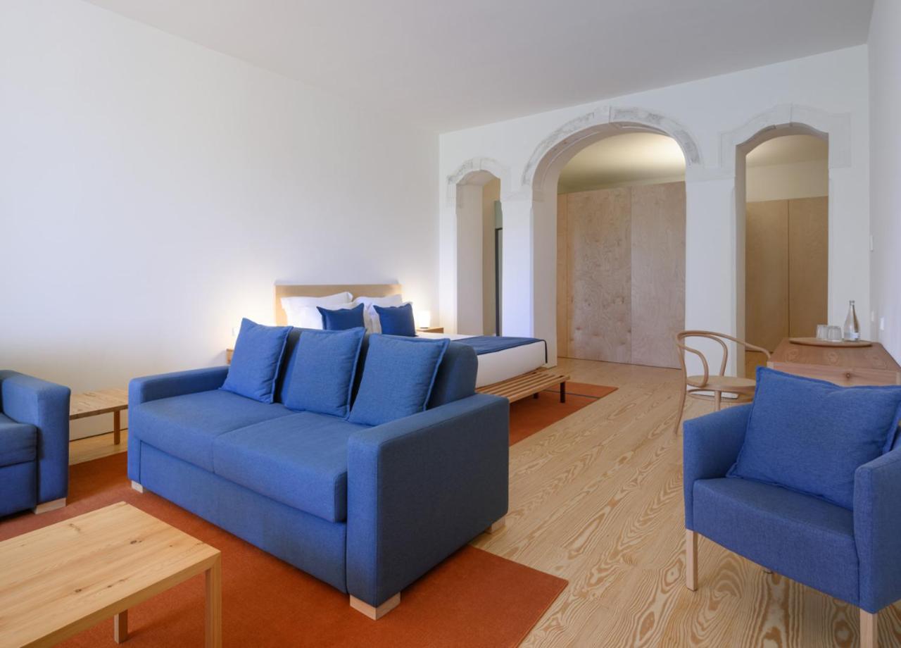 Family Room - Photo 5