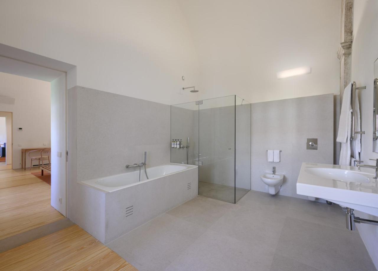 Superior Suite - Photo 7