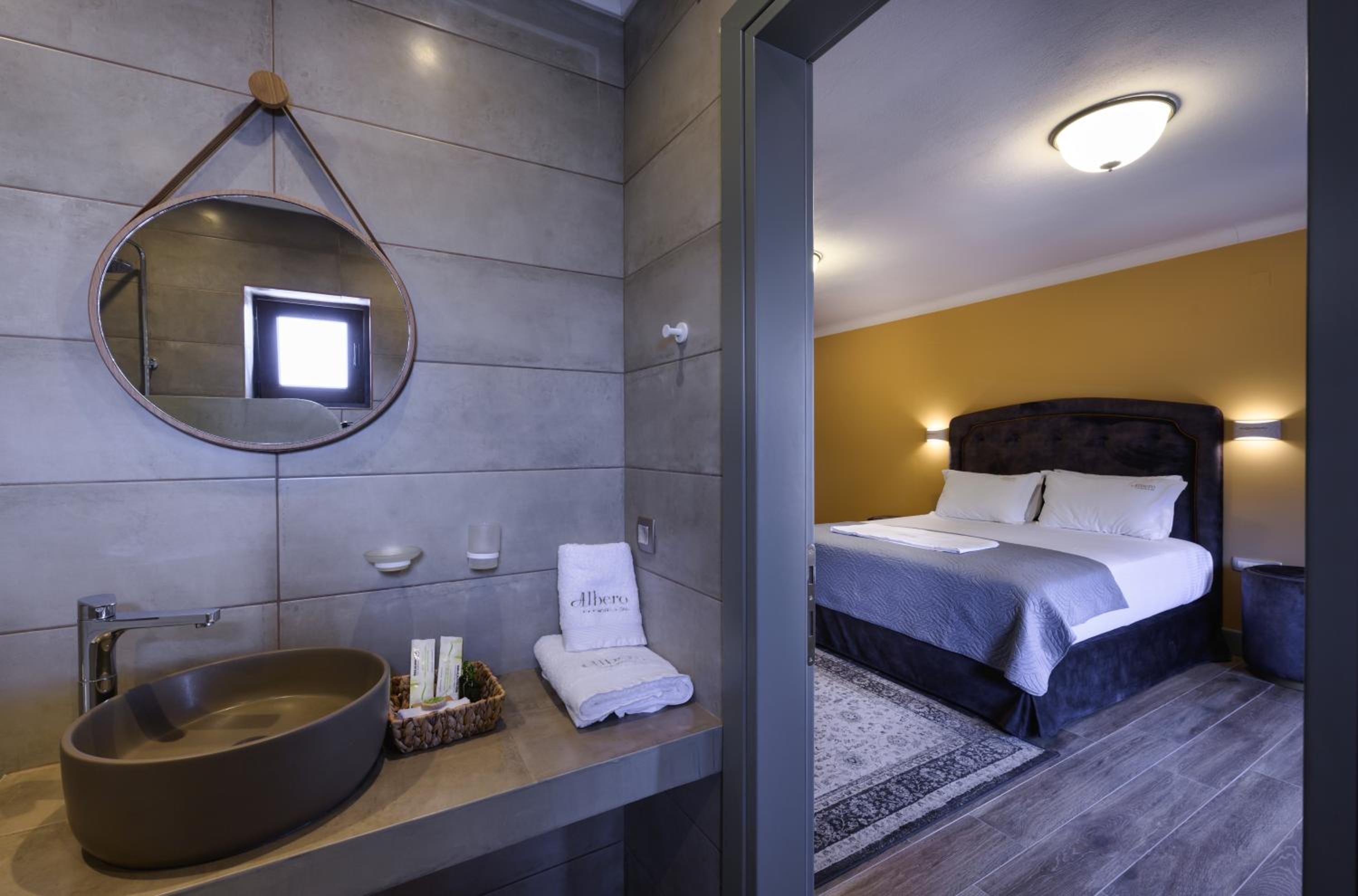 Superior Single Room photo 3