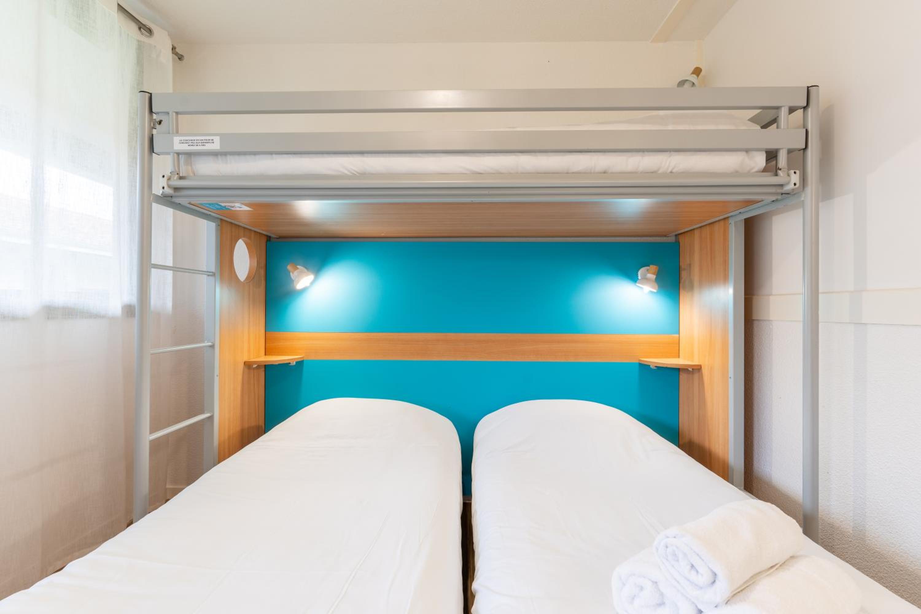Twin Room - Photo 1