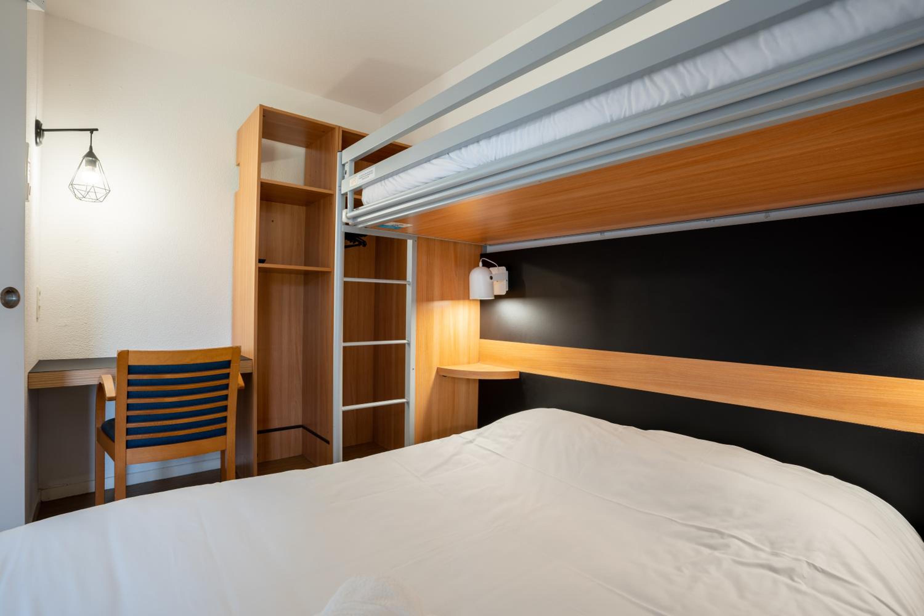 Double Room - Photo 19