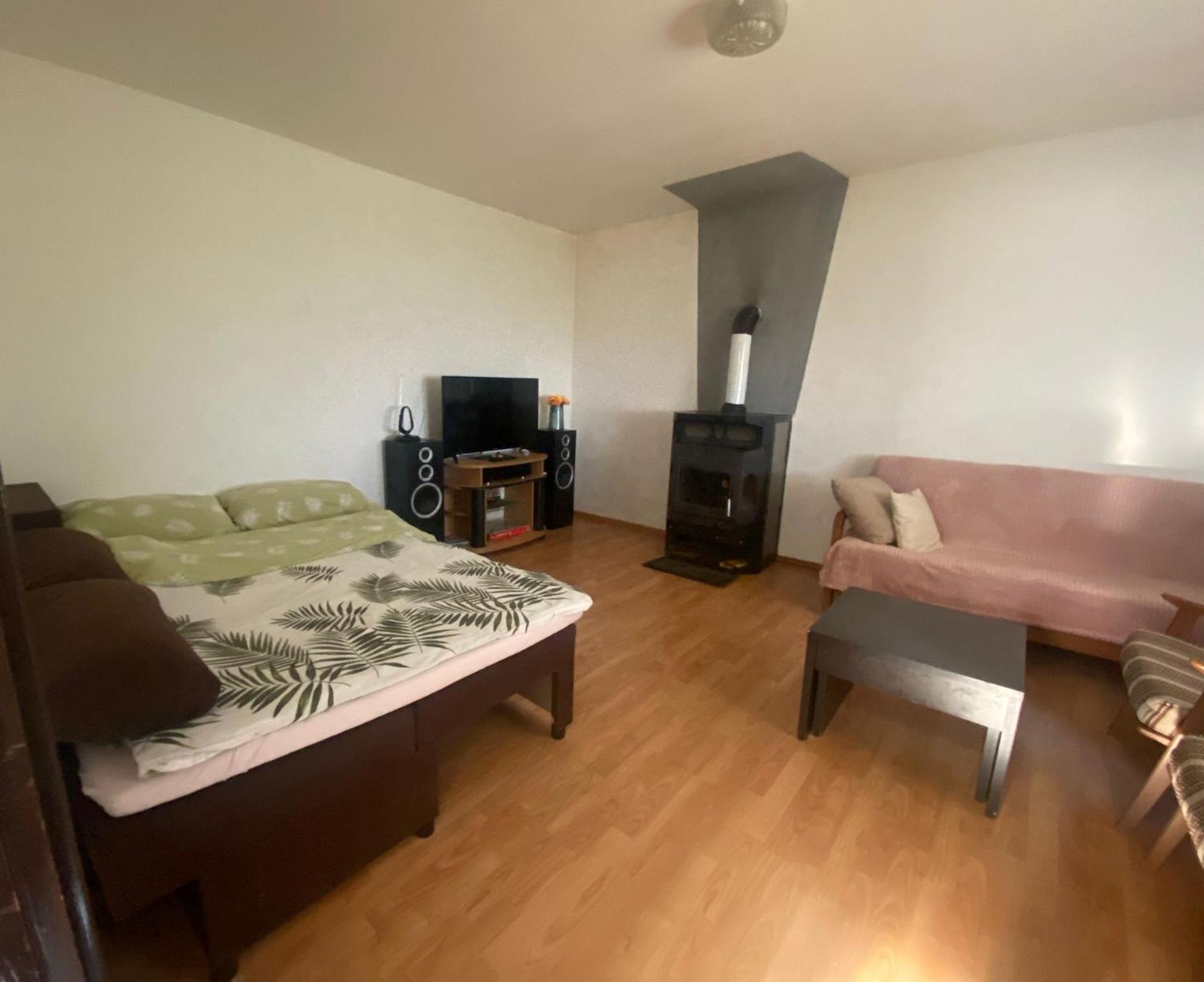 One-Bedroom House - Photo 14