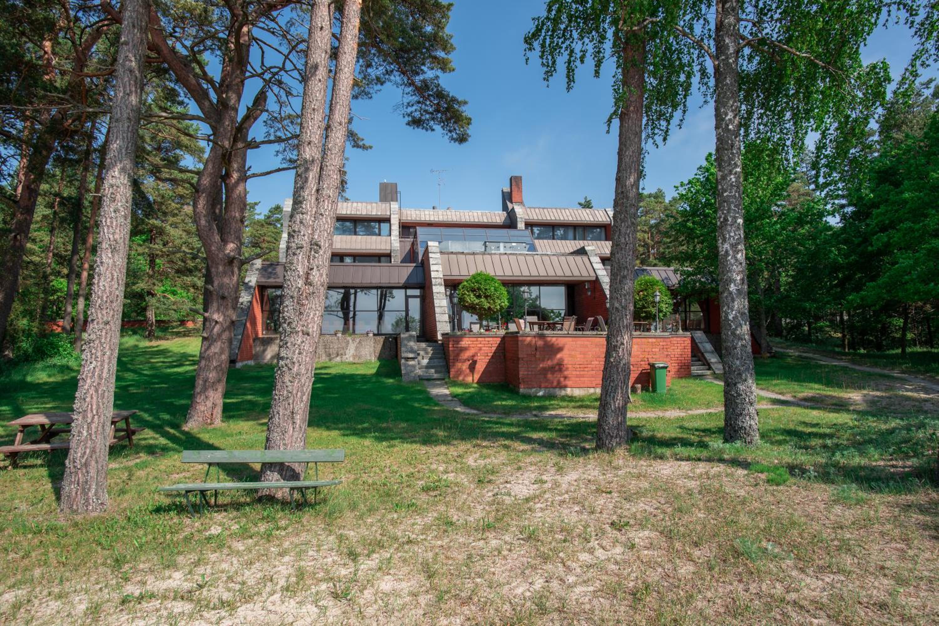 Two-Bedroom Apartment with Garden View - Photo 13