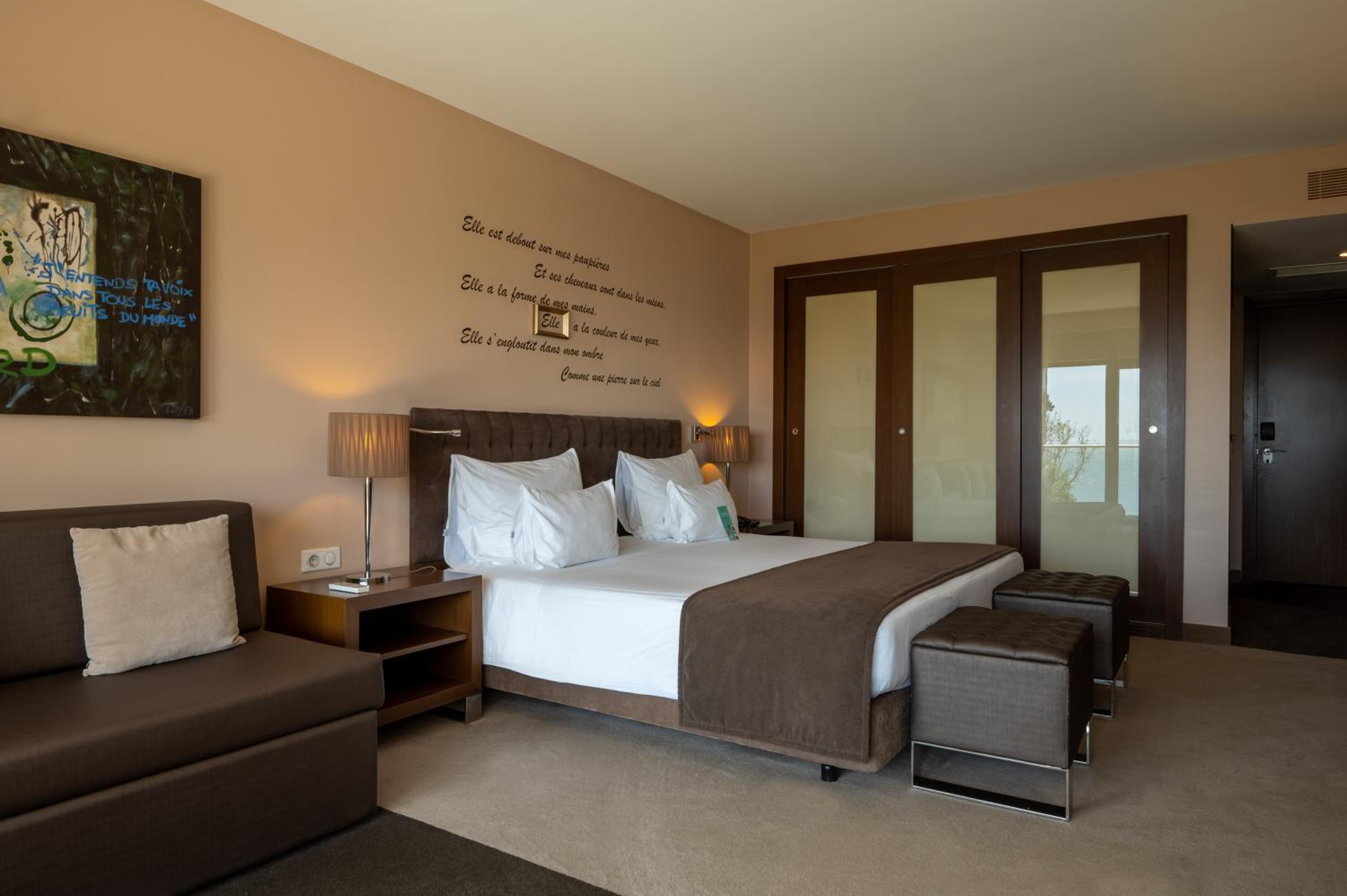 Premium Double or Twin Room with Sea View photo 3