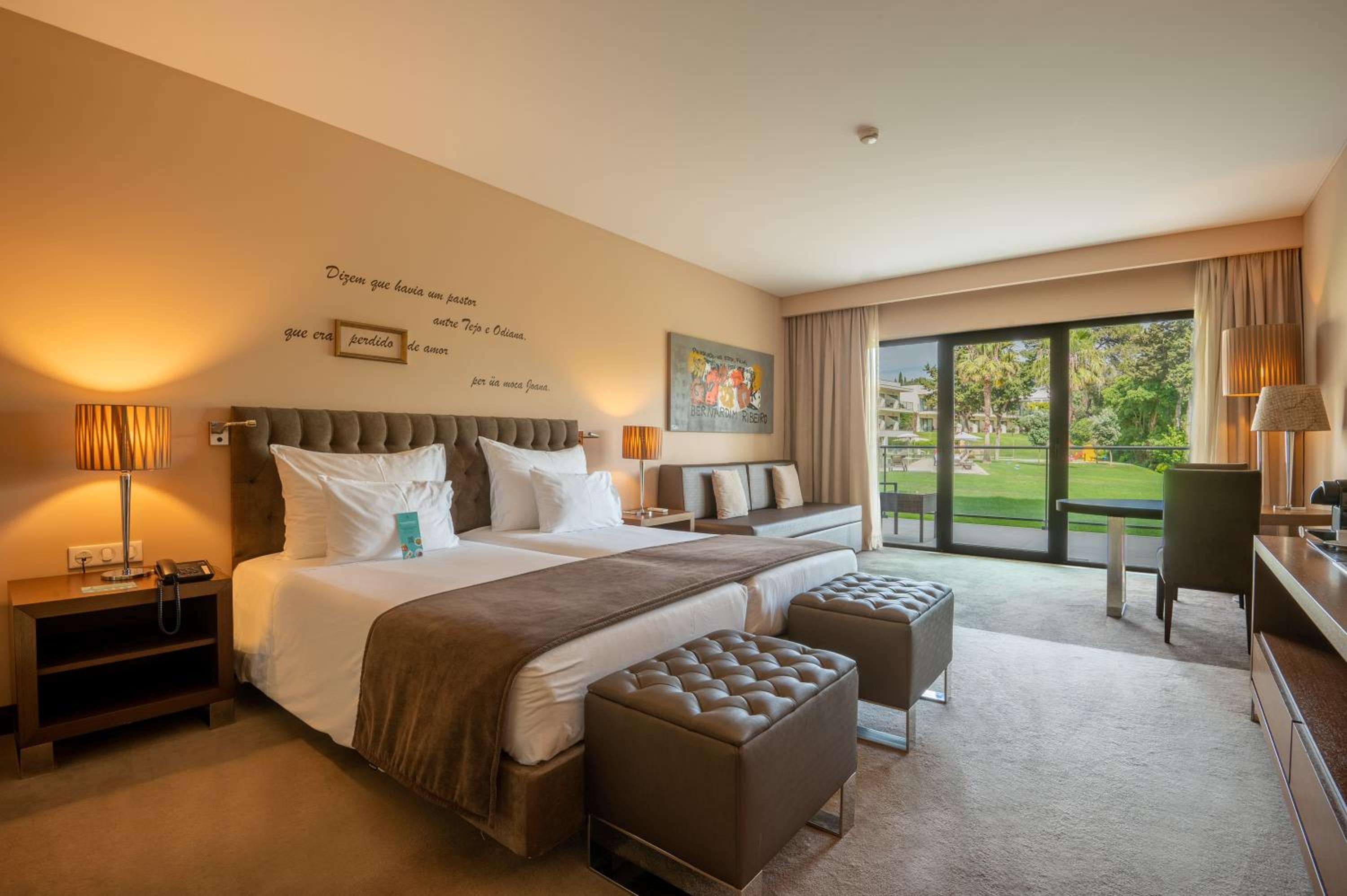 Twin Room with Extra Bed (3 Adults) photo 3