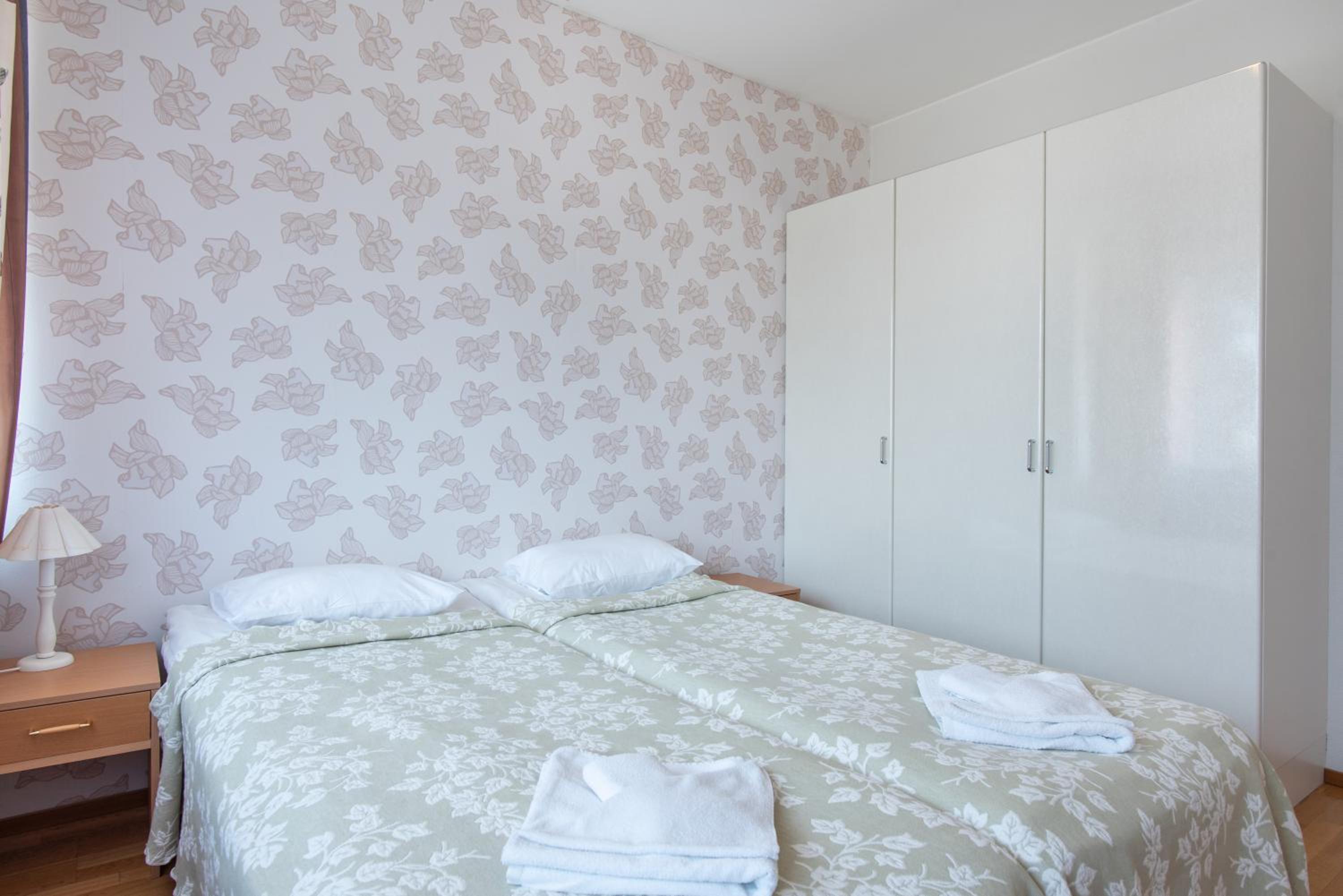 Two-Bedroom Apartment with Sea View - Photo 1