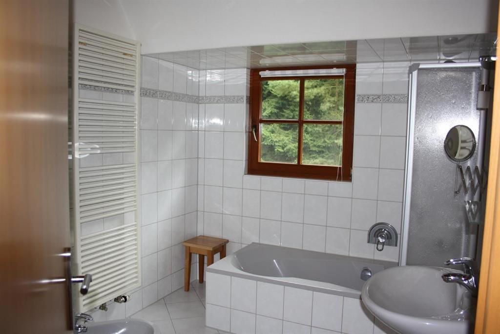 Apartment with Shower photo 1