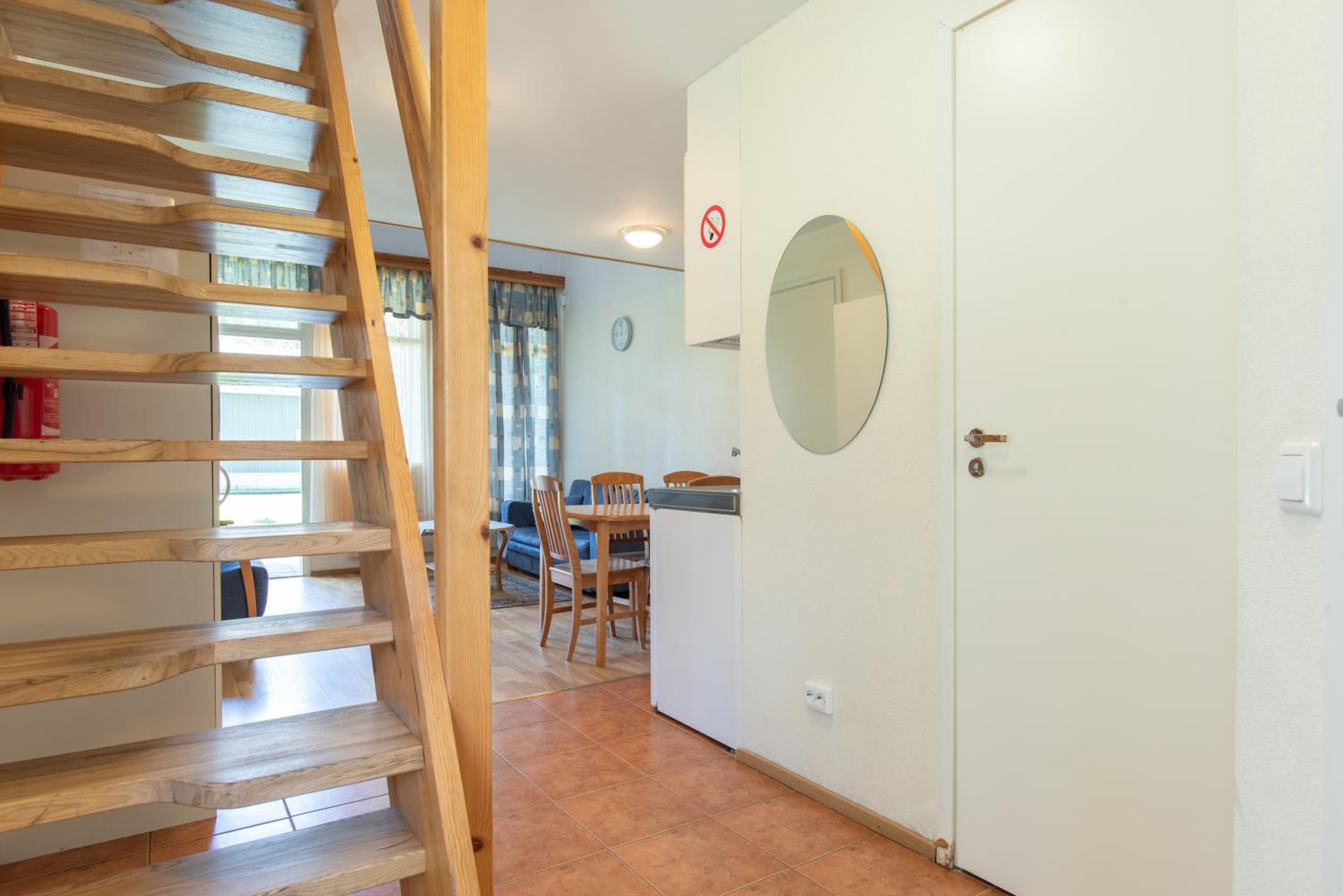 Two-Bedroom Apartment with Terrace - Photo 6