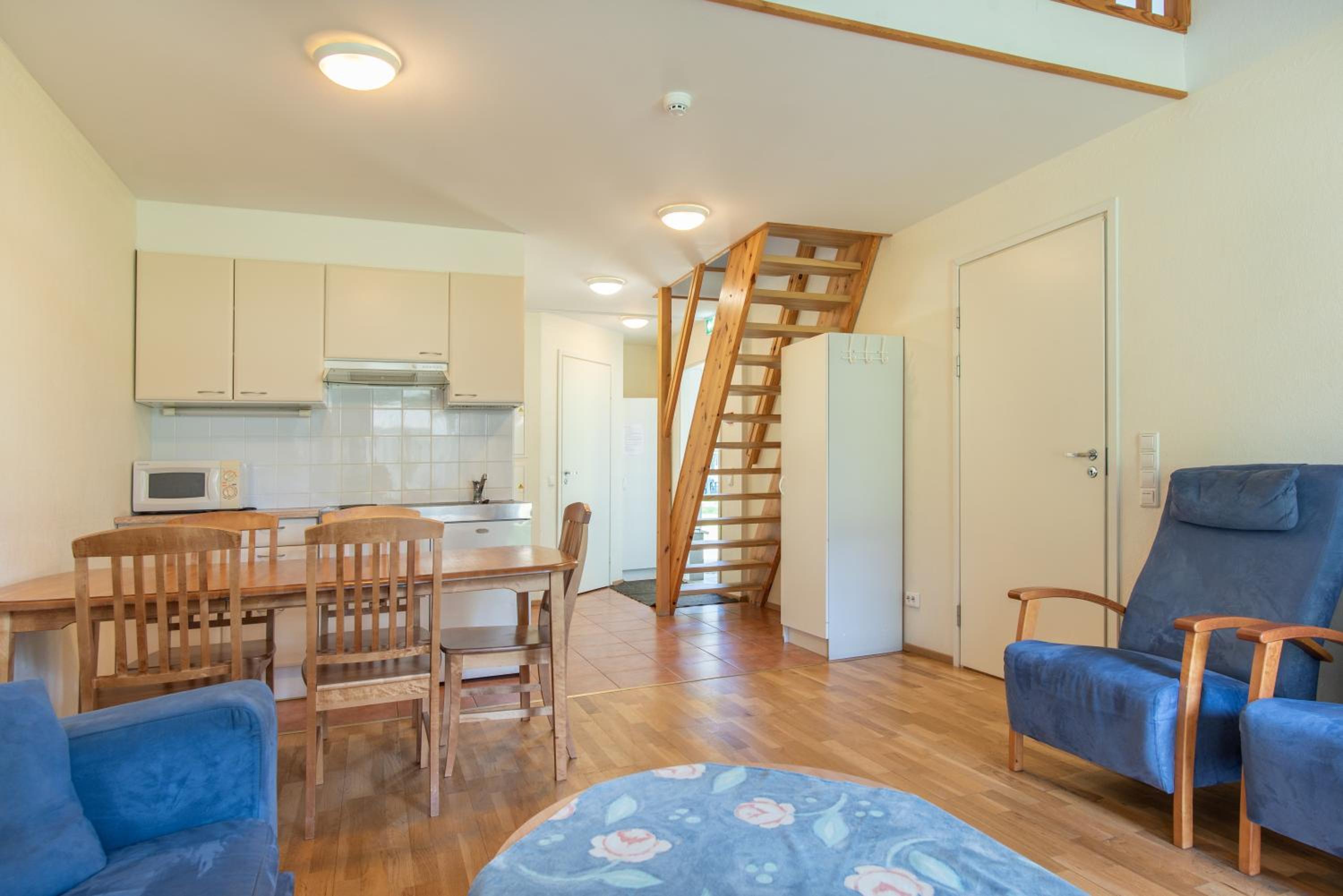 Two-Bedroom Apartment with Terrace - Photo 9