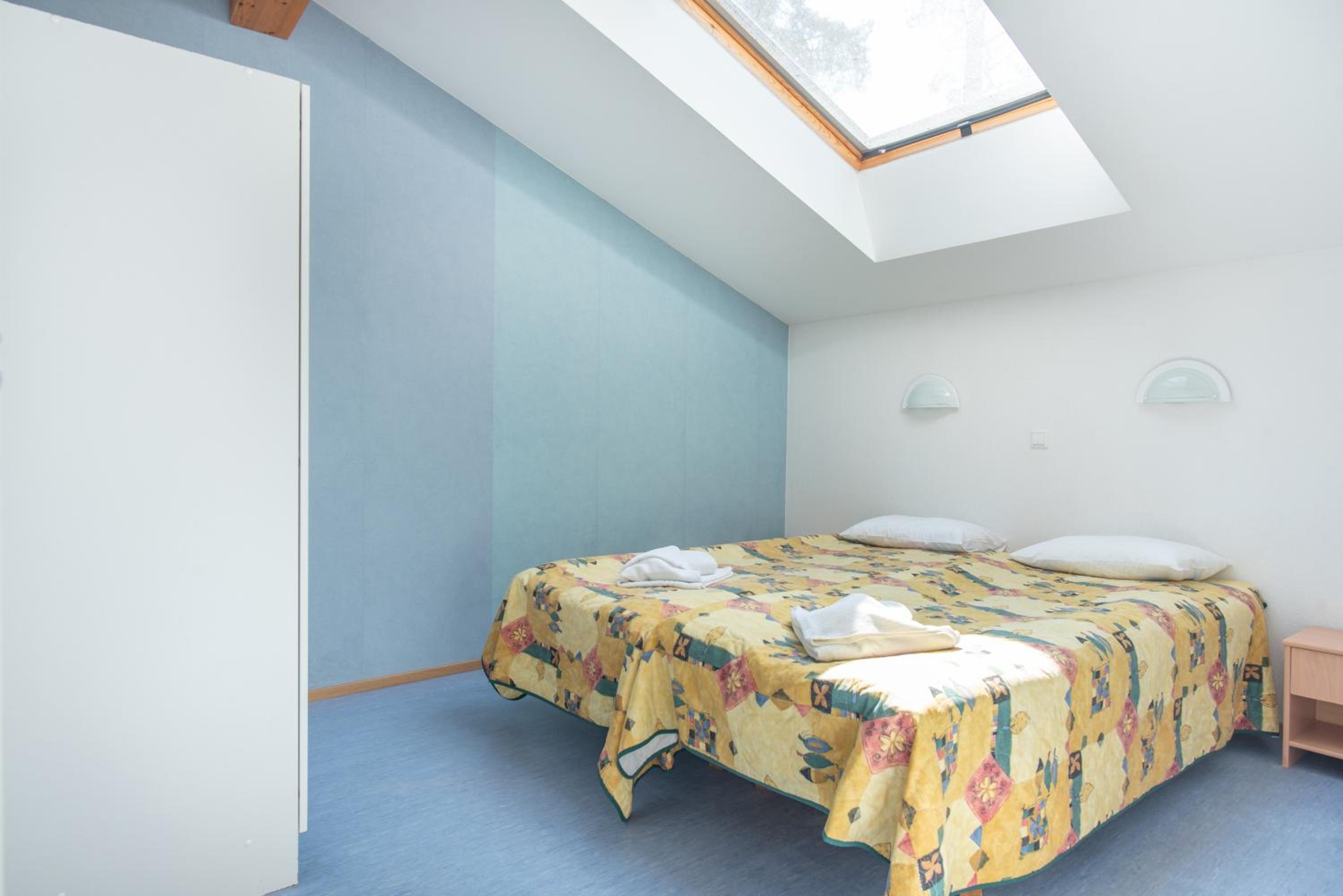 Two-Bedroom Apartment with Terrace - Photo 7
