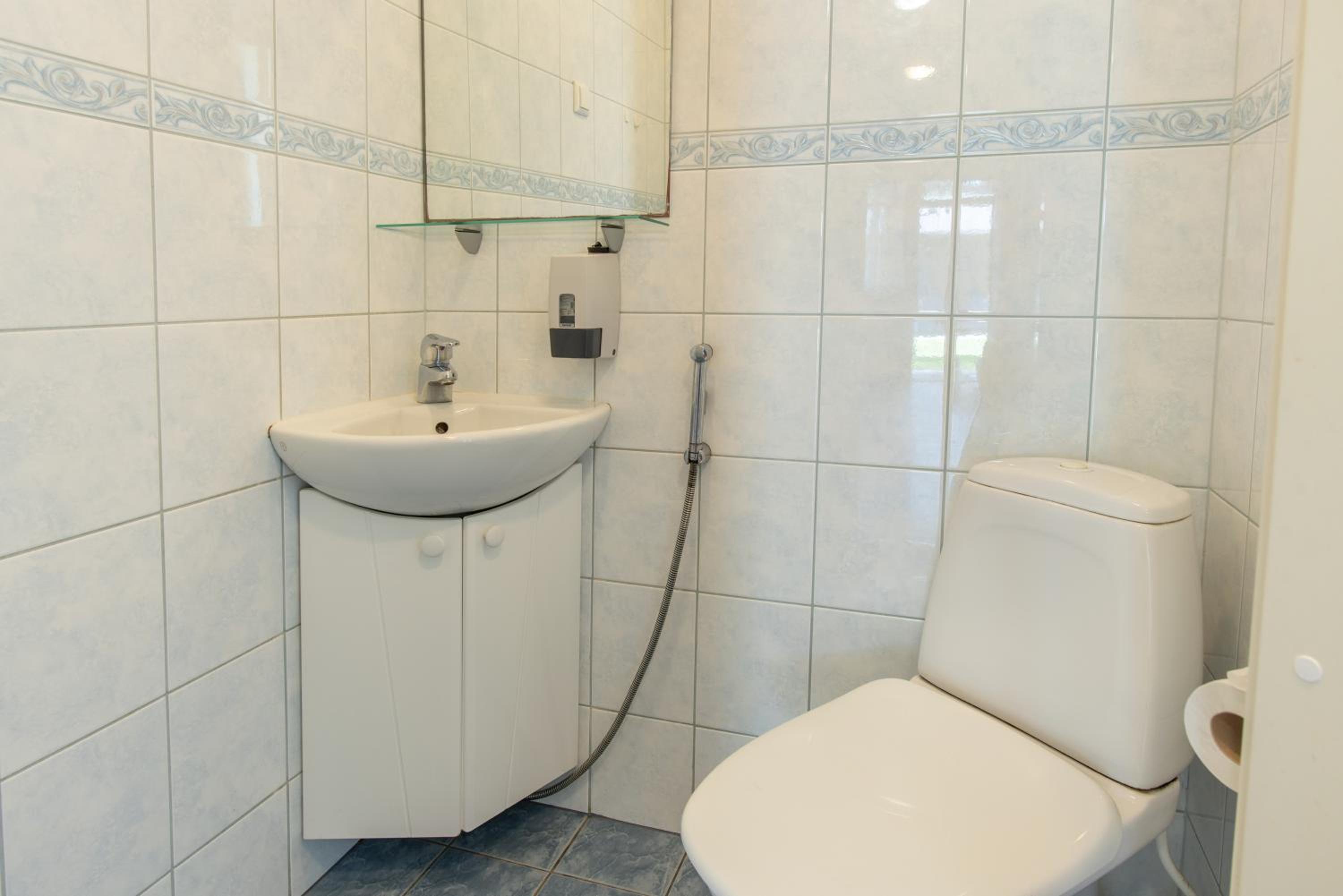 Two-Bedroom Apartment with Terrace - Photo 3